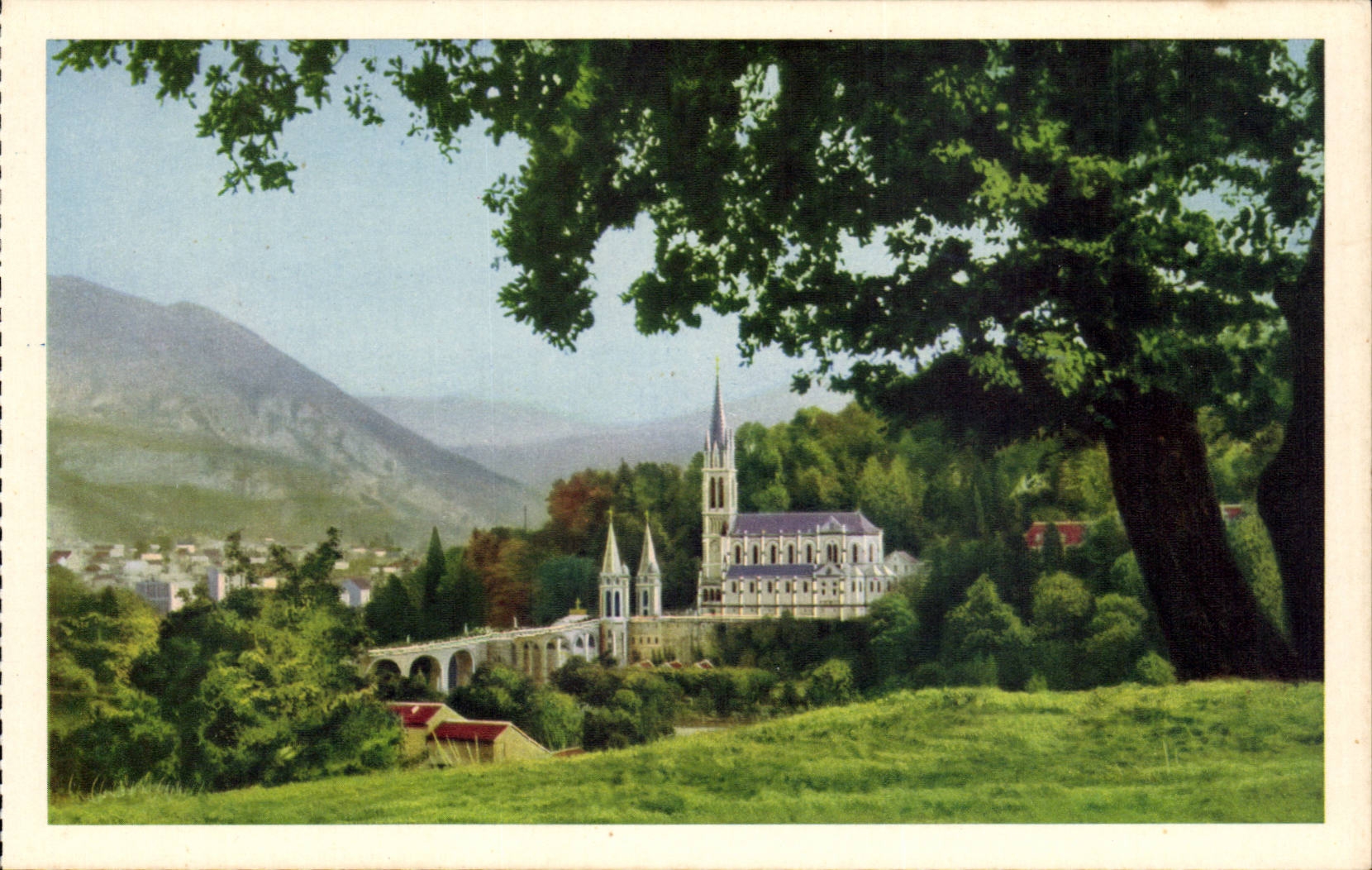 Lourdes - the Basilica - Peak of Jer - CPA