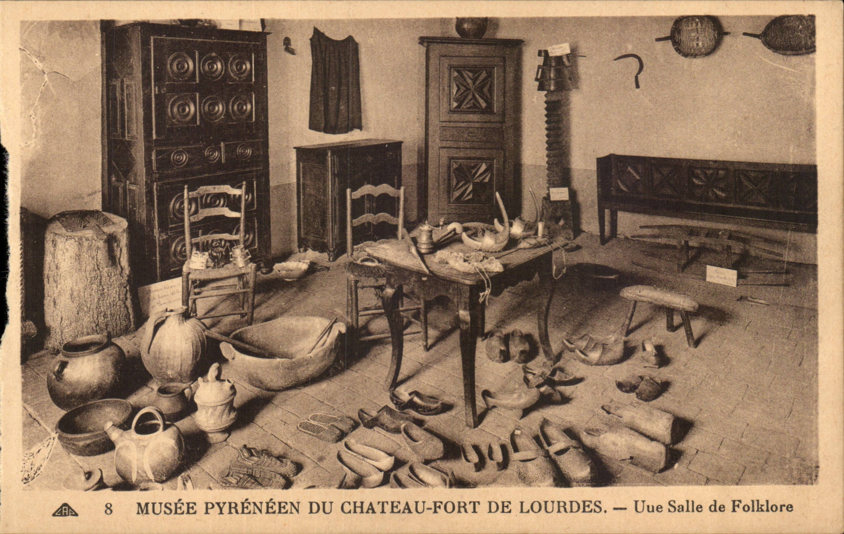 Lourdes - Pyrenean Museum of the Castle Fort - a Room of Folklore - CPA