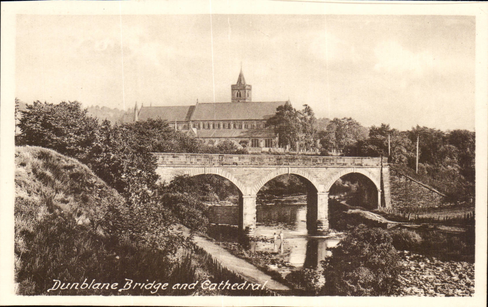 Great BRitain Dunblane CPA Bridge on cathedral