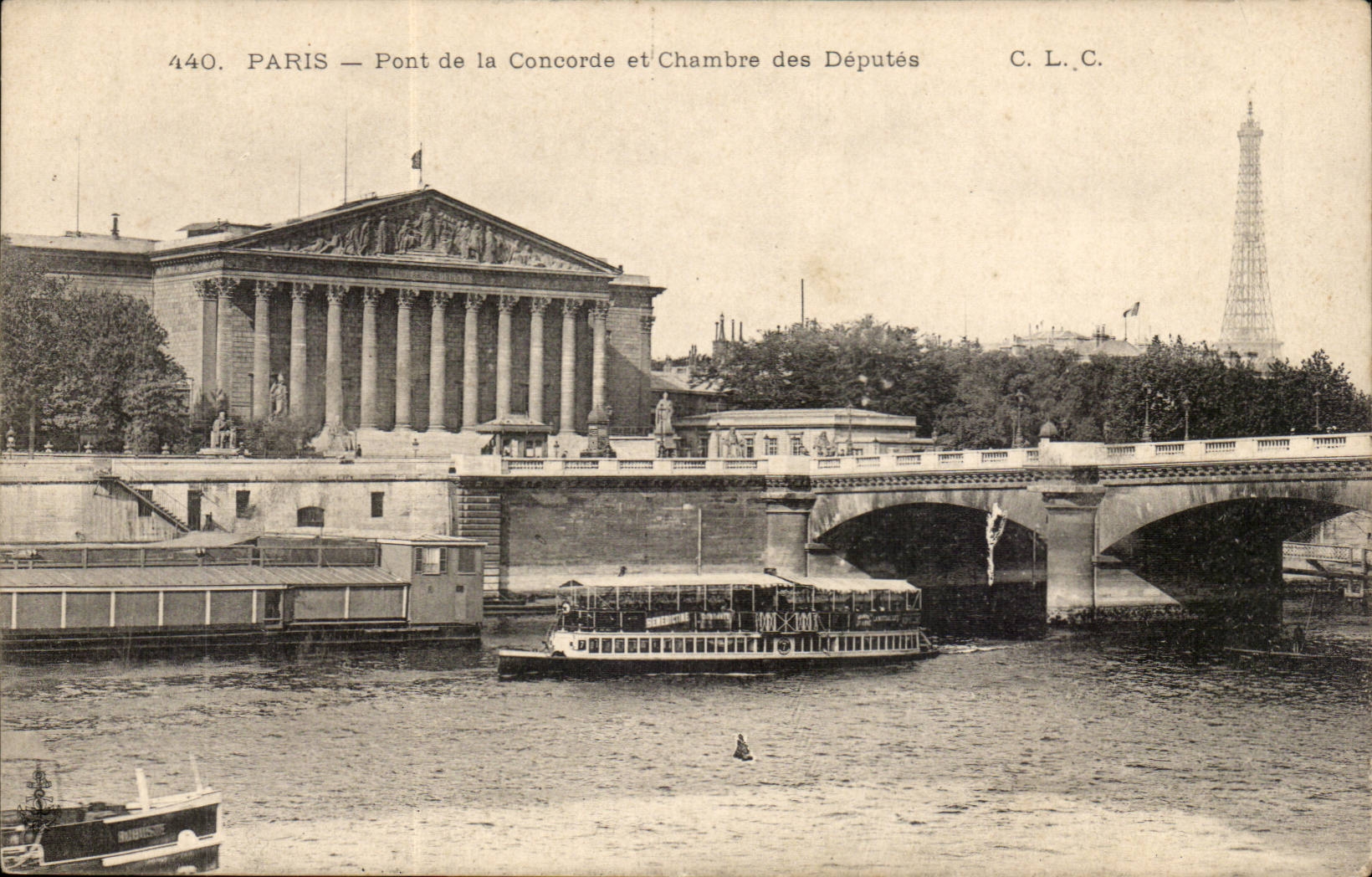 Paris CPA the bridge of the Harmony the House of Commons (Eiffel Tower)