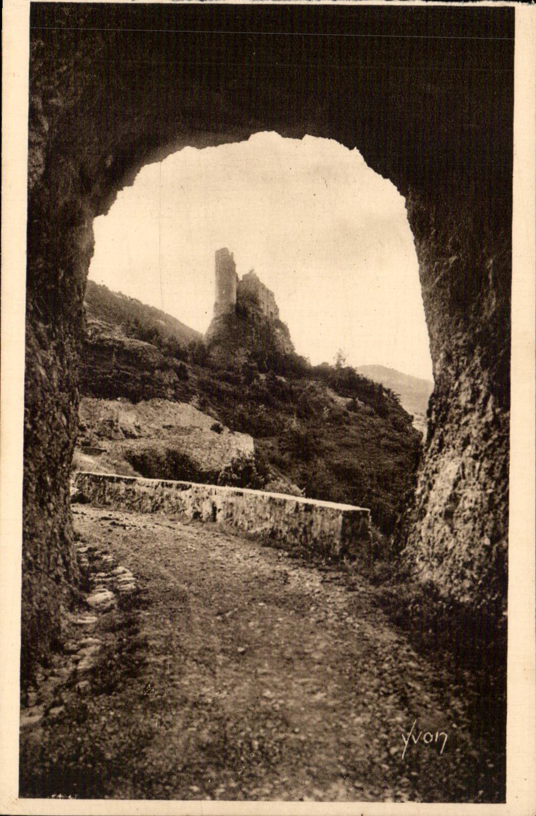 CPA Falle von Daluis falzt das alte Schloss