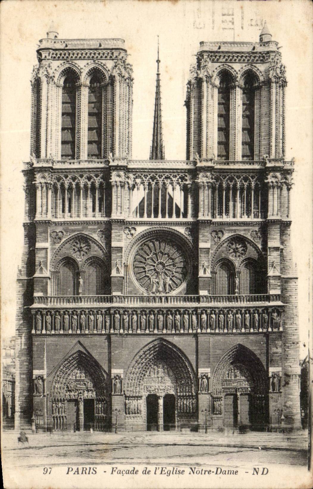 Paris CPA FAcade de l'eglise Notre DAme