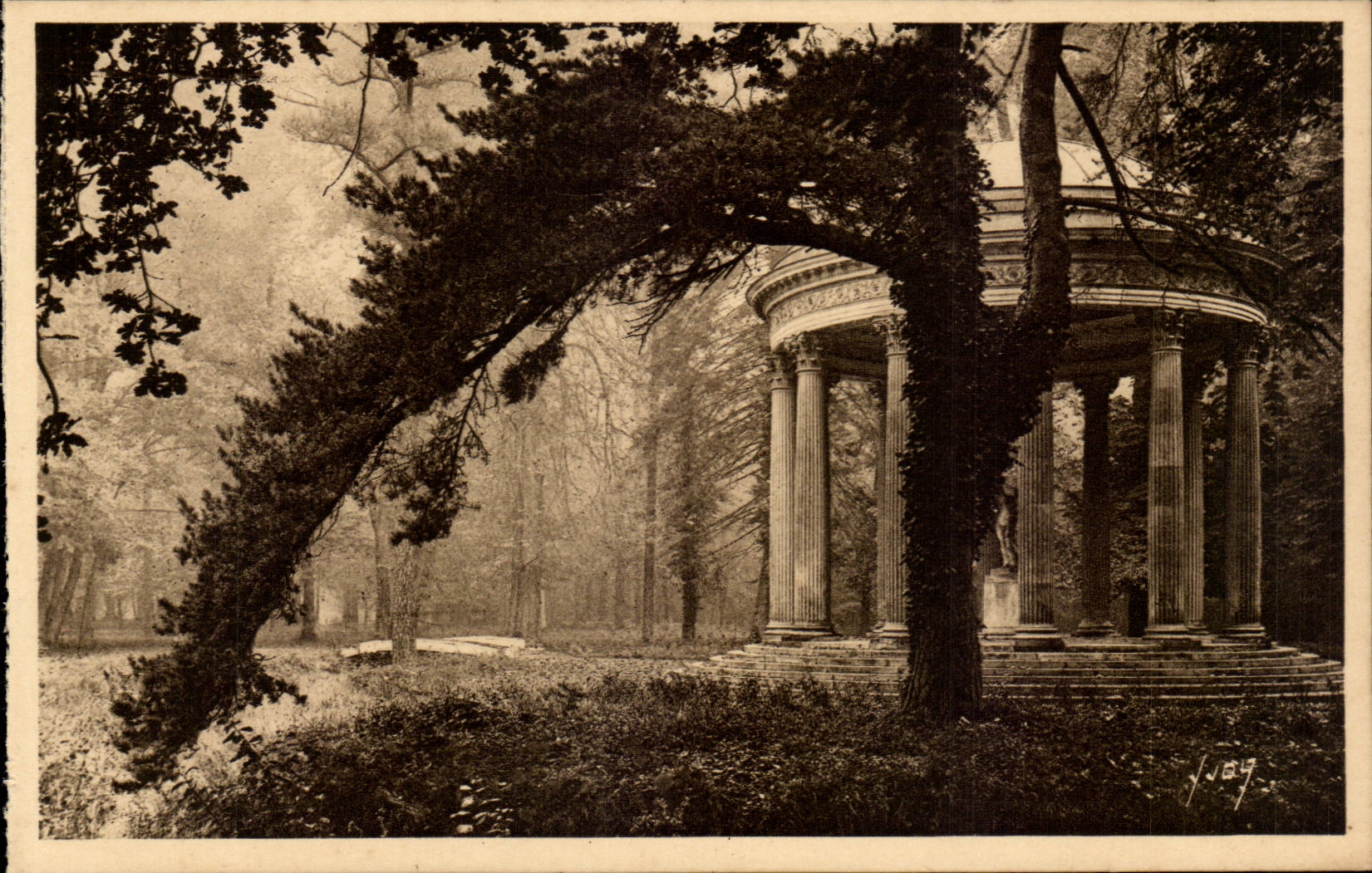 Versailles CPA Small Trianon the temple of the love