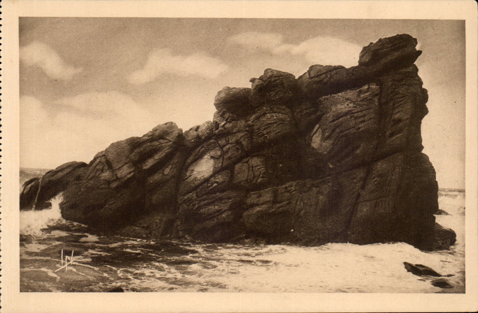 Quiberon CPA Rock of the lion