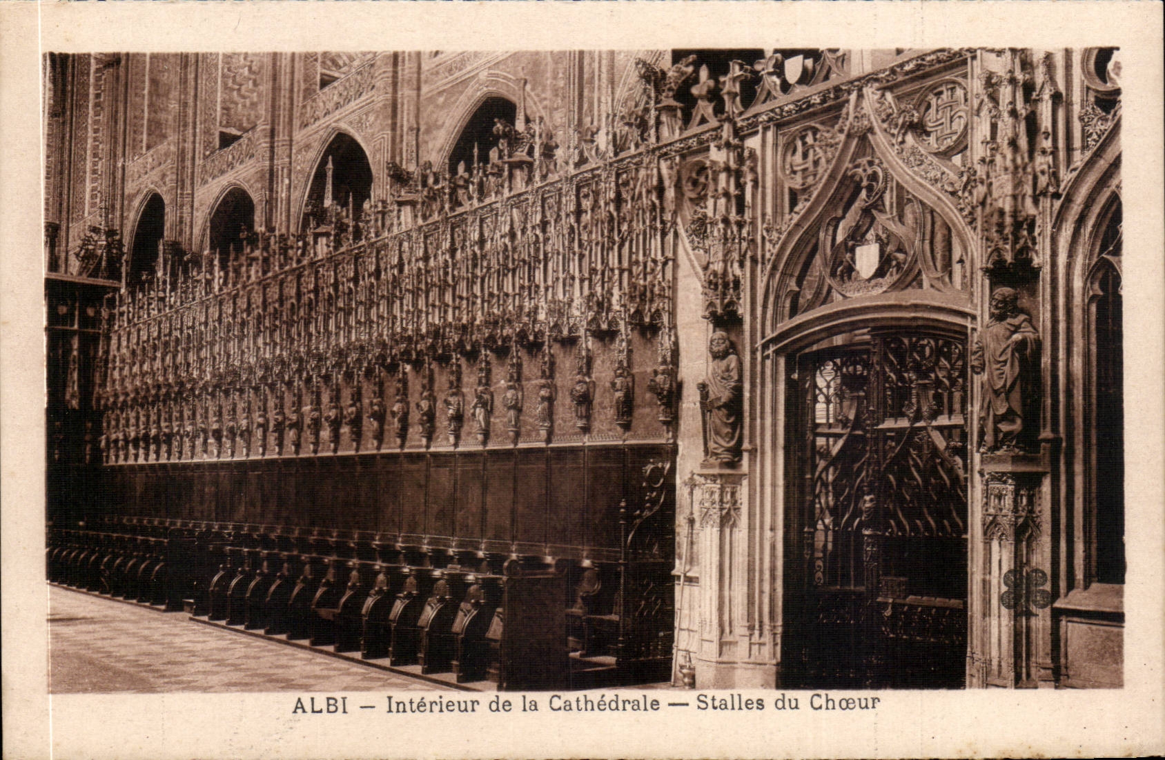 CPA Albi die Kathedrale Innenstalle des Chors