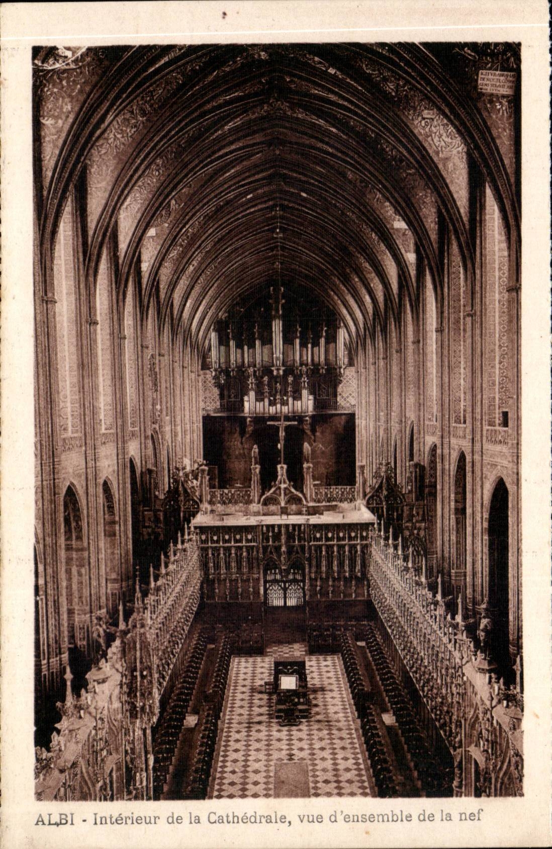 CPA Albi die Gesamtabbildung der Kathedrale Co Cecile Interieur des Nave