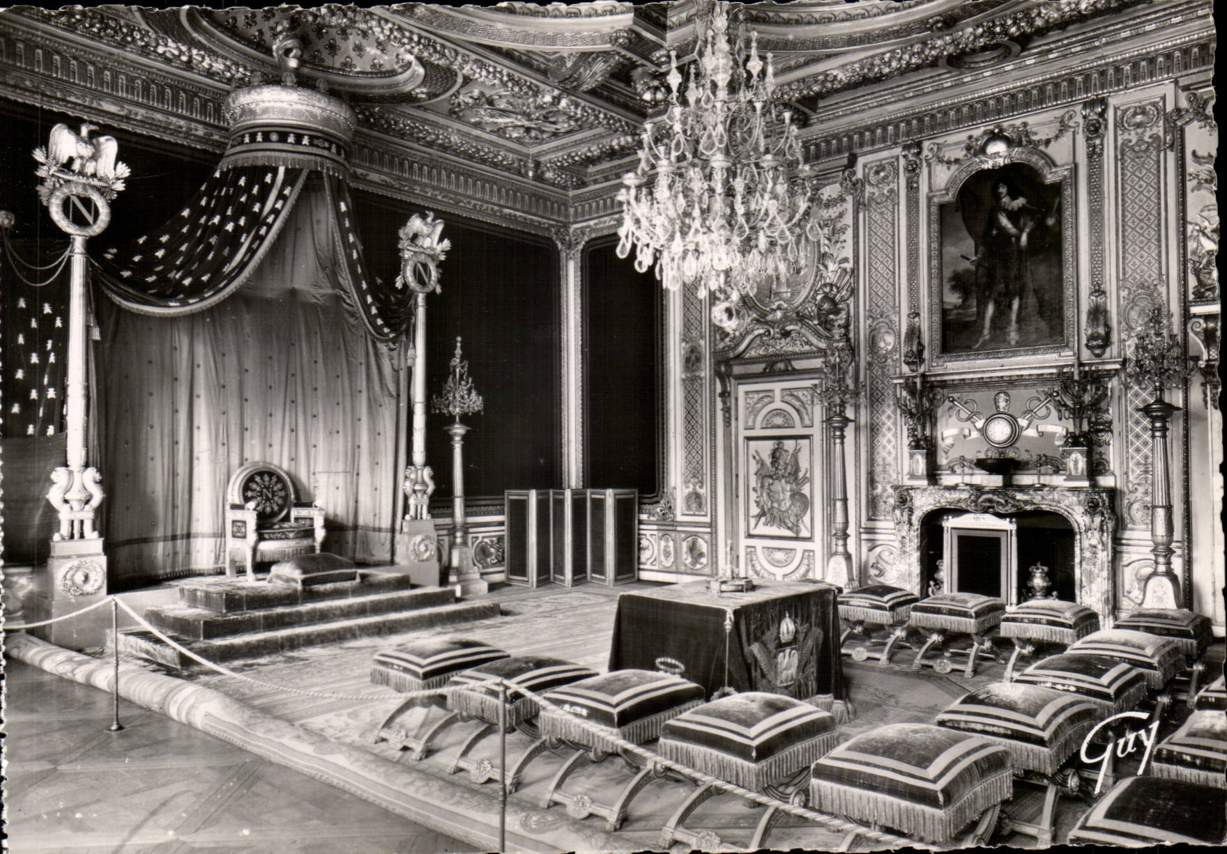 Fontaineableau MODERN CARD the palate Throne room