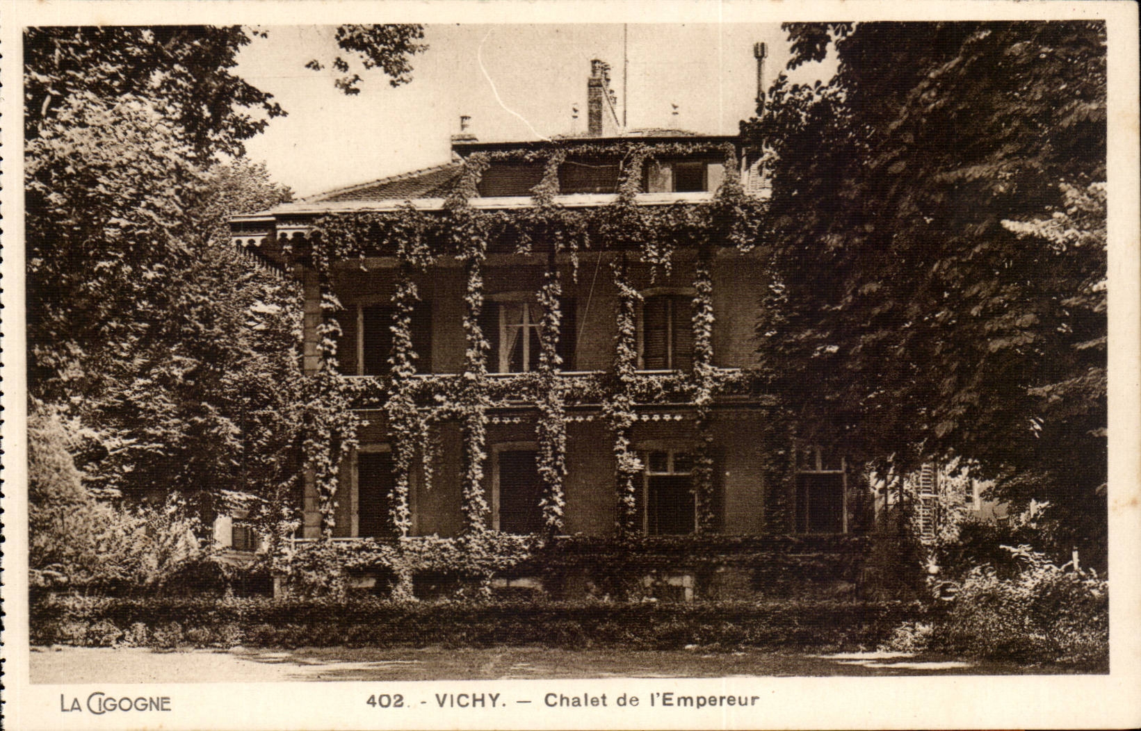 Vichy CPA Chalet de l'empereur