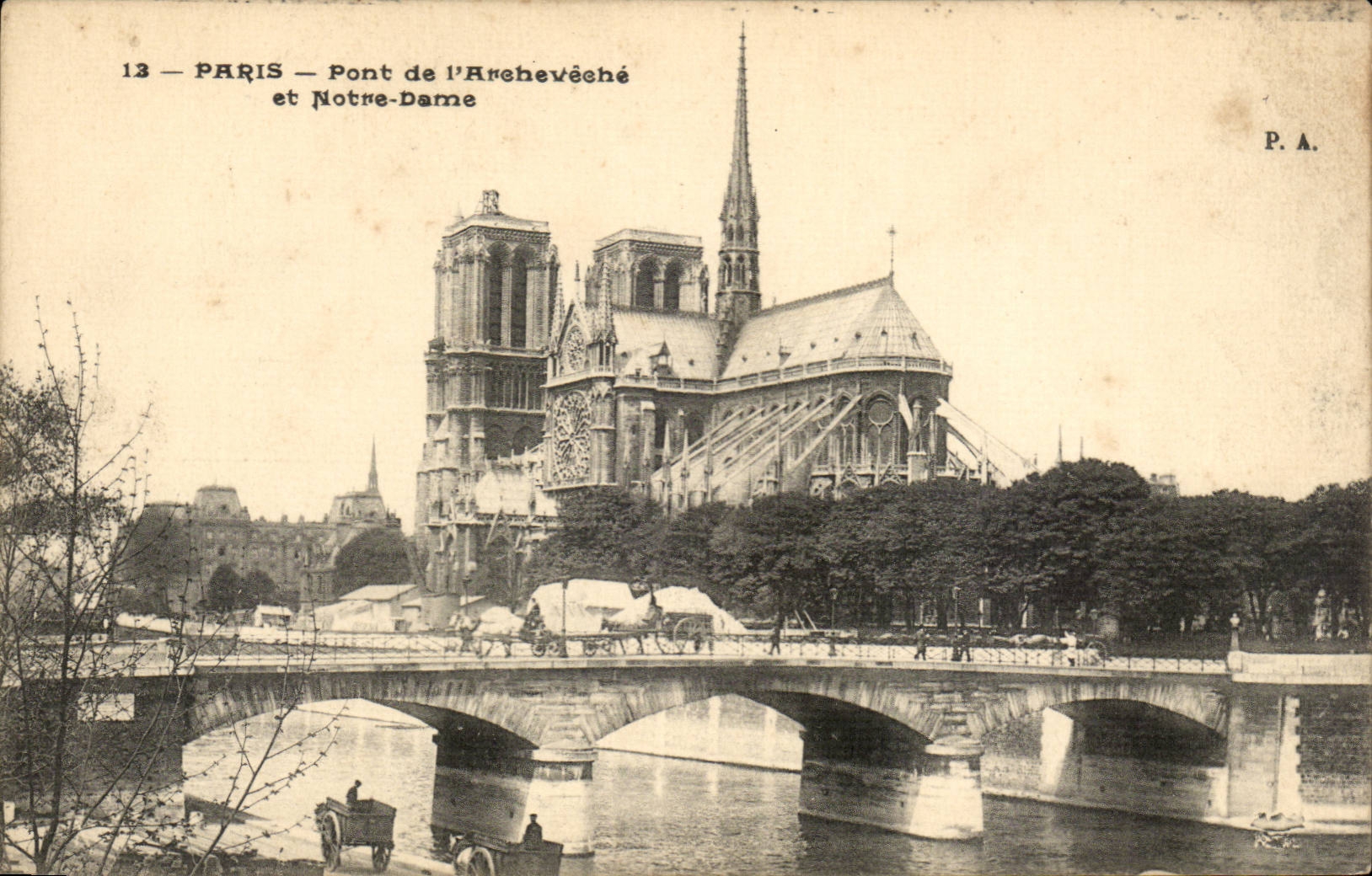 Paris CPA Pont de l'archeveche et Notre Dame