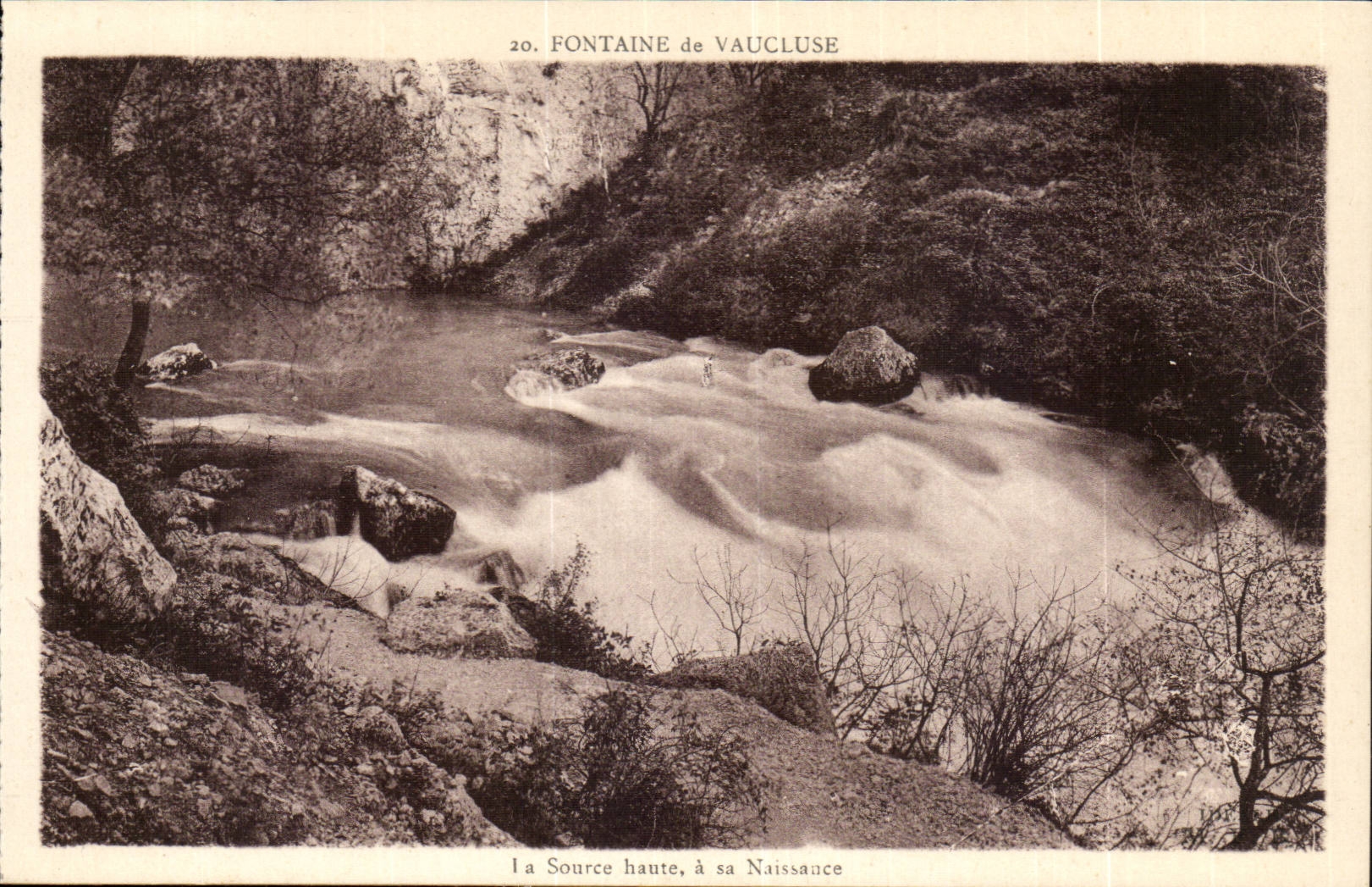 Fountain of Vaucluse CPA the high source has its birth