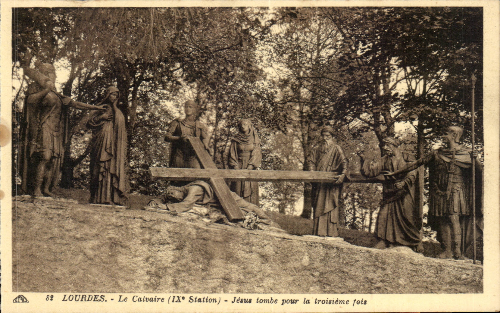 Lourdes CPA the martyrdom (9th station) Jesus fall for the third time