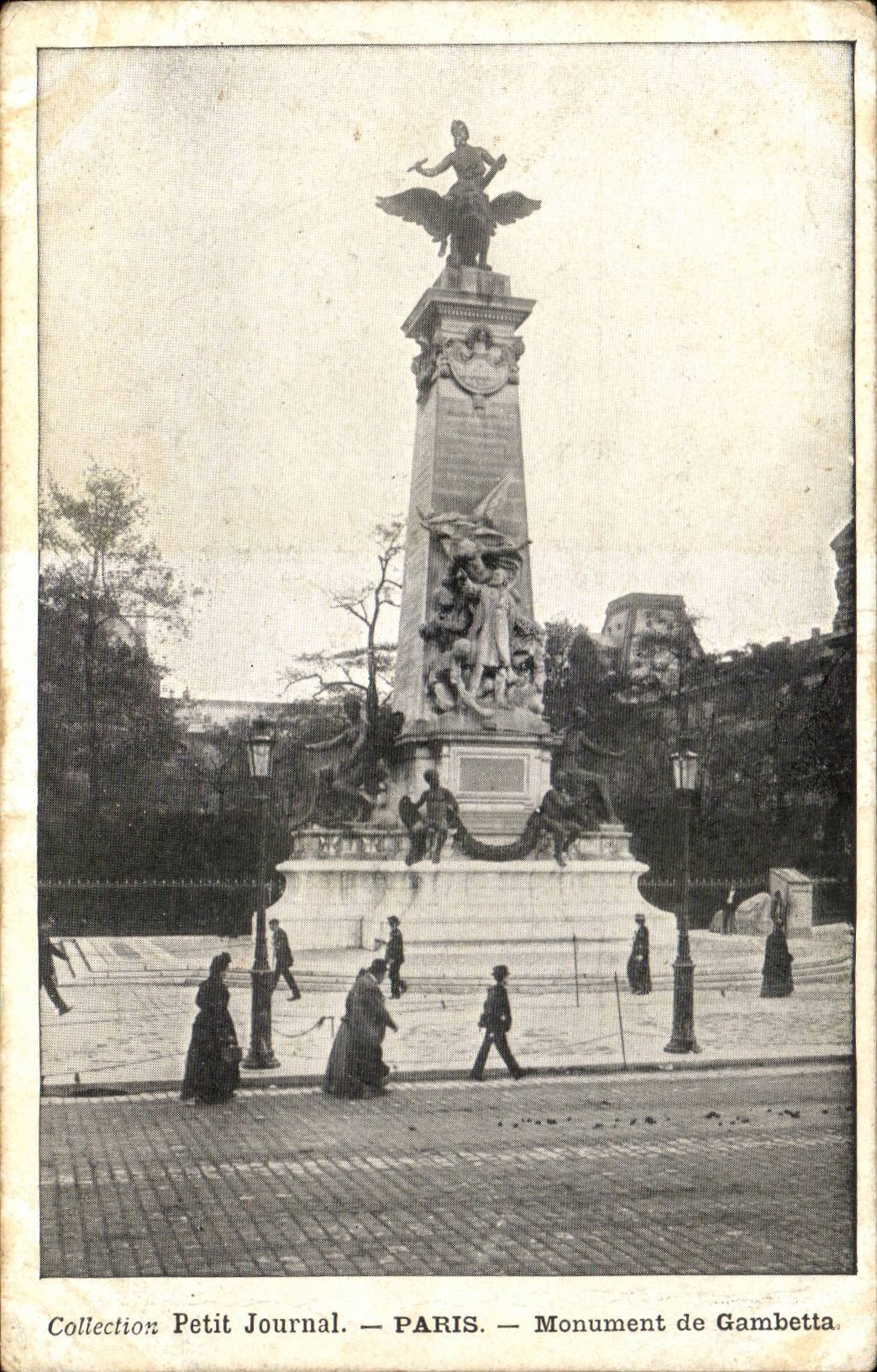 Paris CPA Monument of Gambetta
