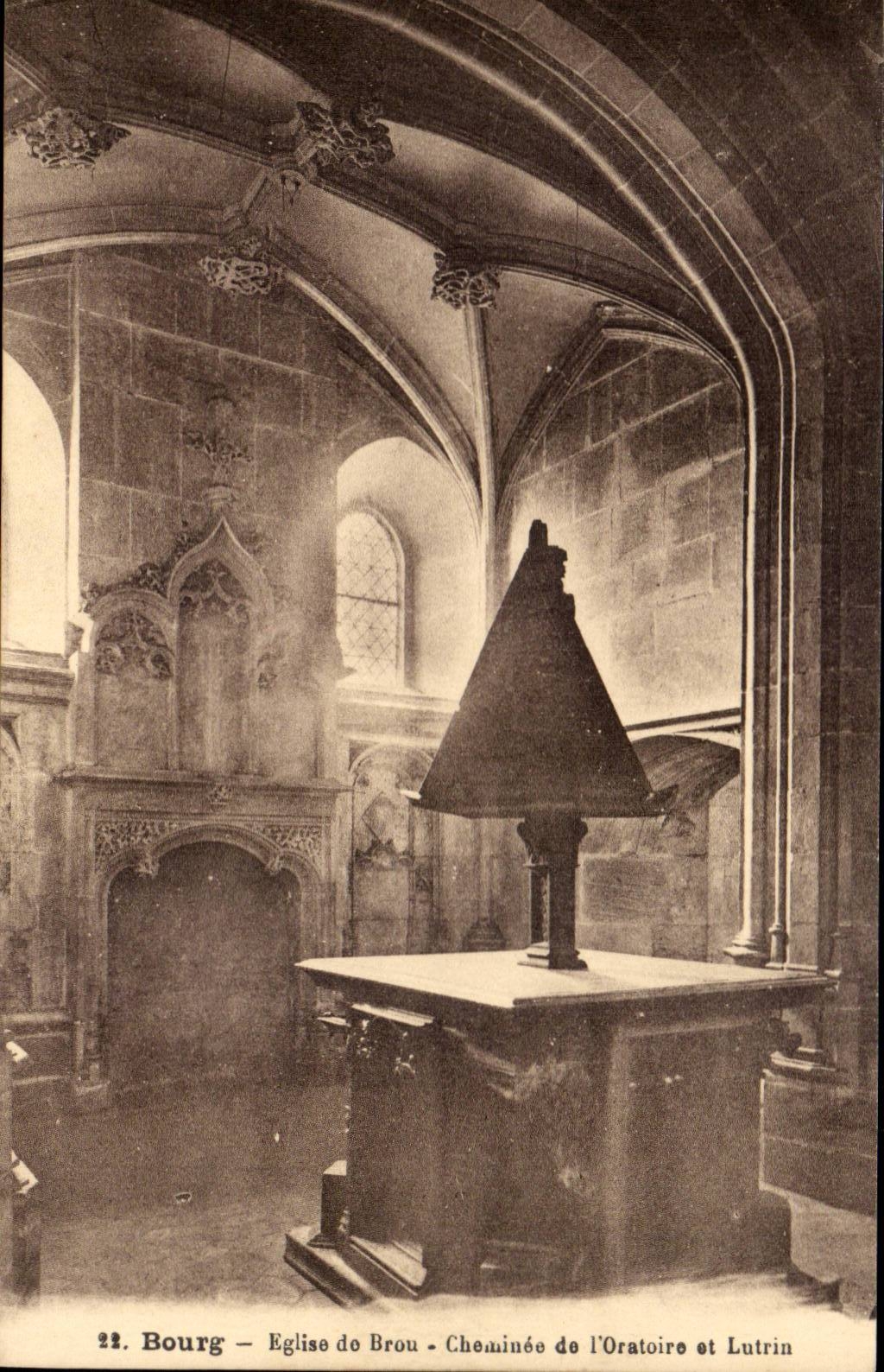 Borough CPA Church of Husks Chimney of the oratory and Lectern