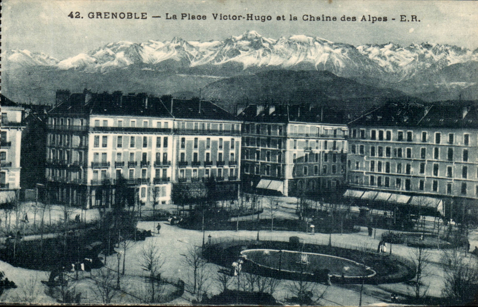 Grenoble CPA der Platz Victor Hugo und die alpine Strecke