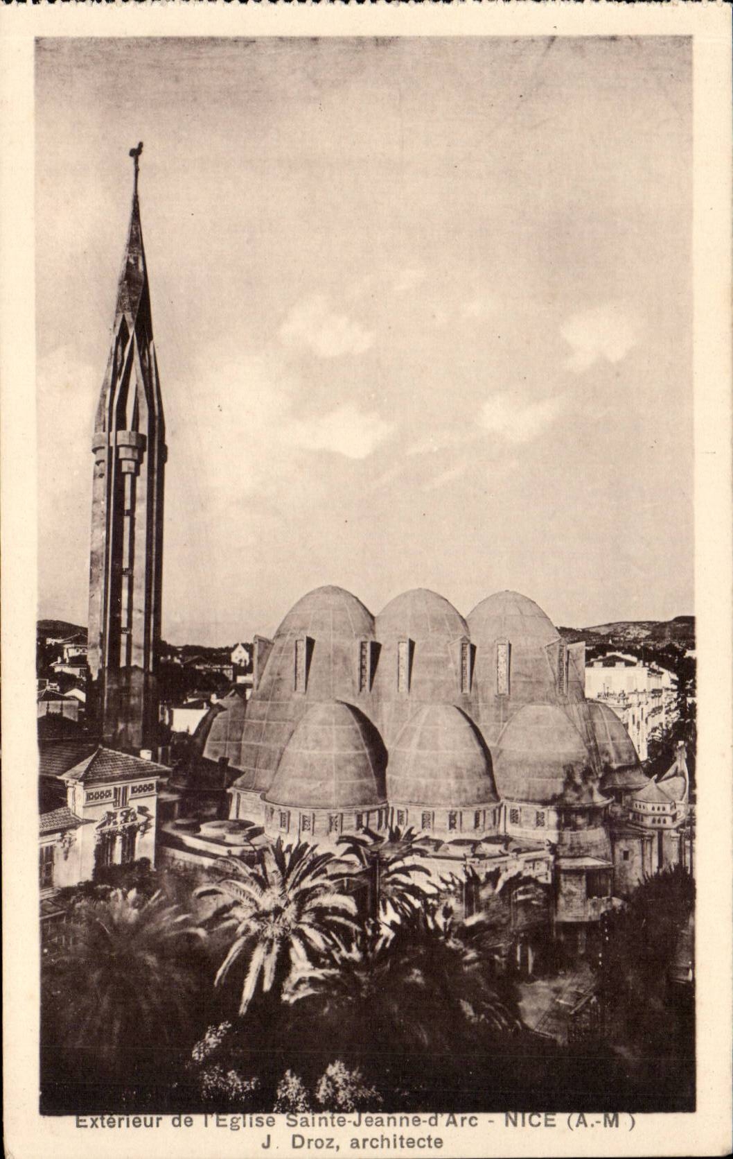 Netter CPA External der Kirche Sainte Jeanne des Architekten des Bogens J Droz