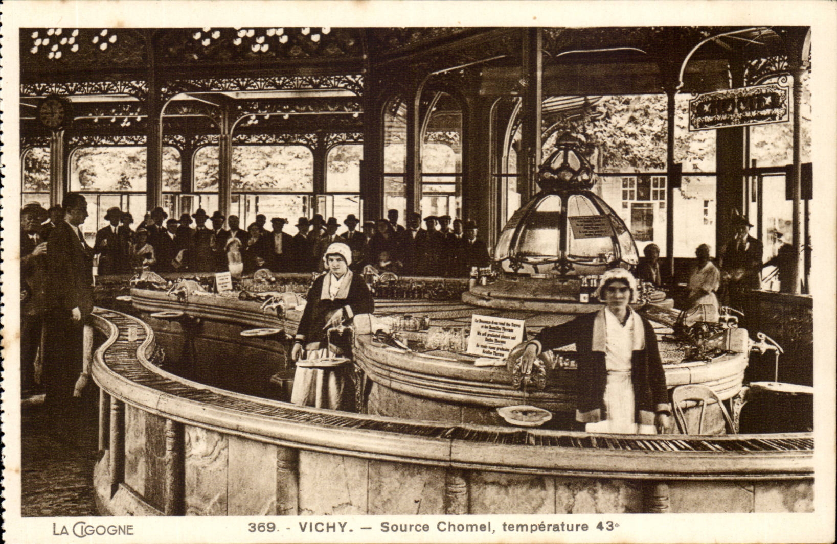 Vichy CPA Source Chomel TEmperature 43 degres