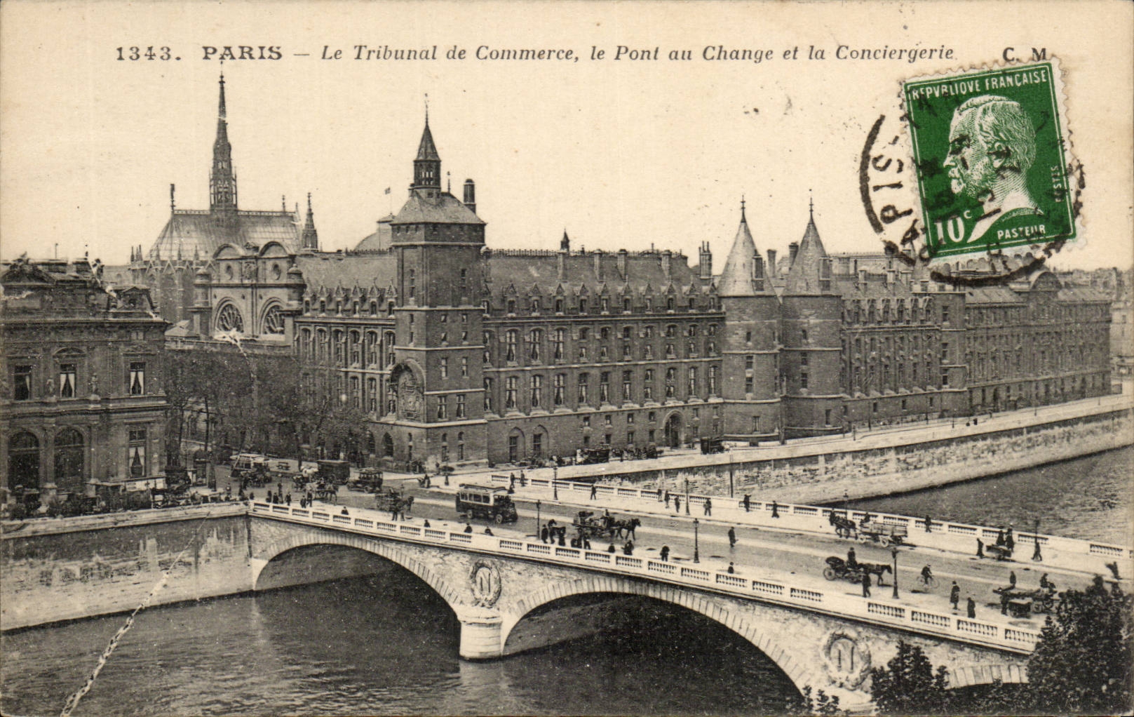 Paris CPA Le tribunal de commerce le pont au change et la conciergerie
