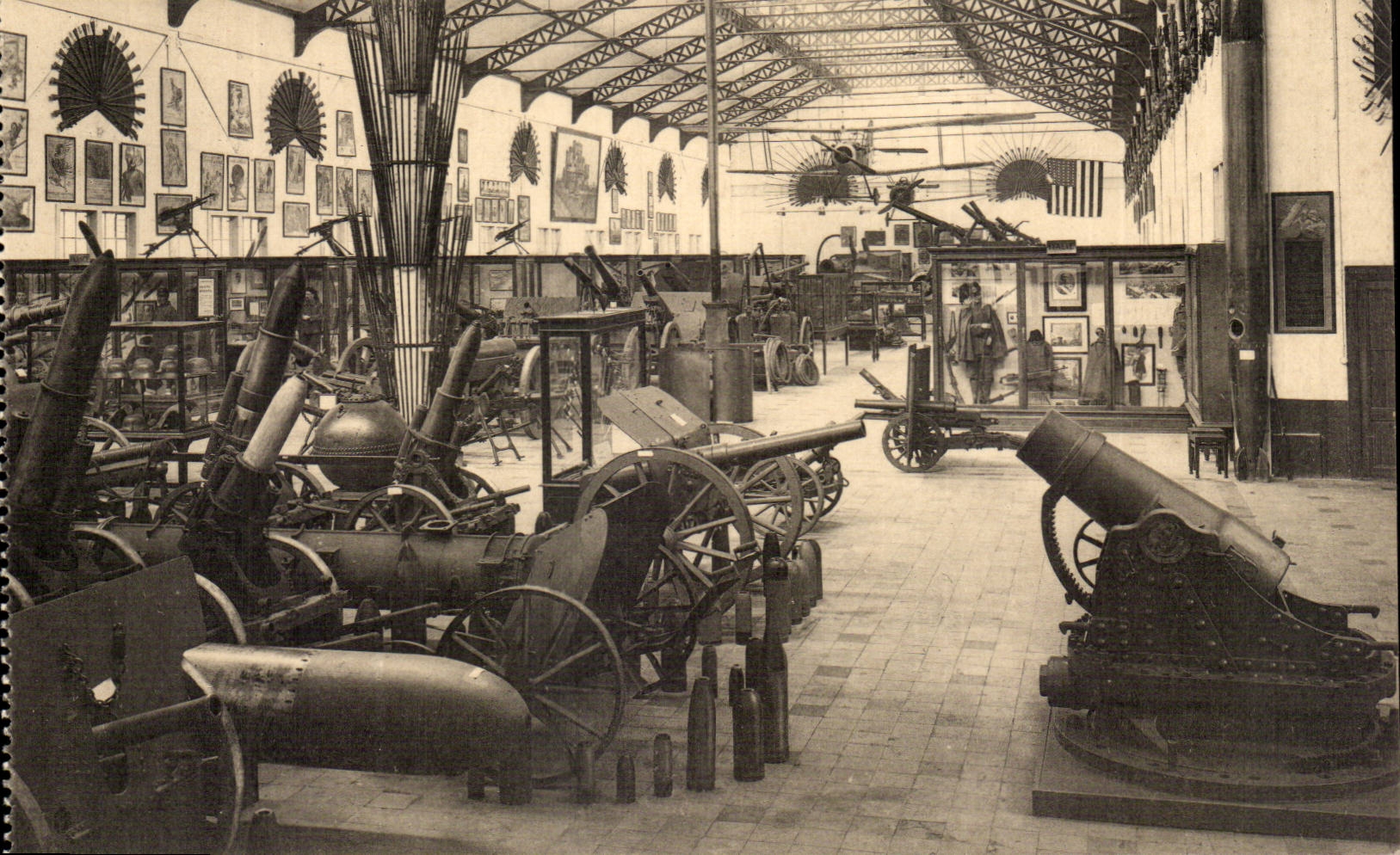Belgie Belgium royal Museum of the Brussels army the room of the trophies 1914 1918 (militaria)
