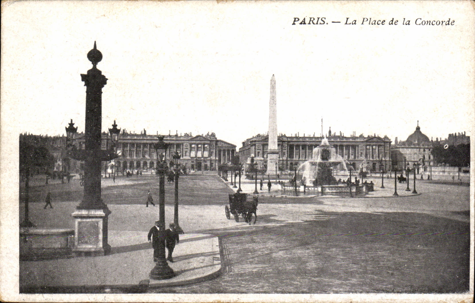 Paris CPA La place de la Concorde