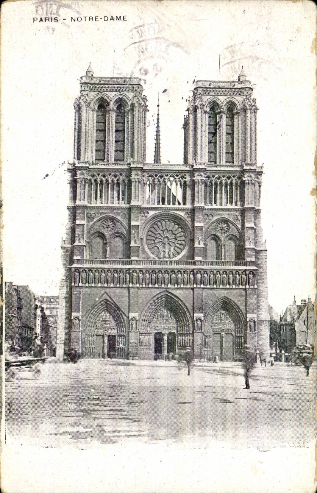 Paris CPA Eglise Notre Dame