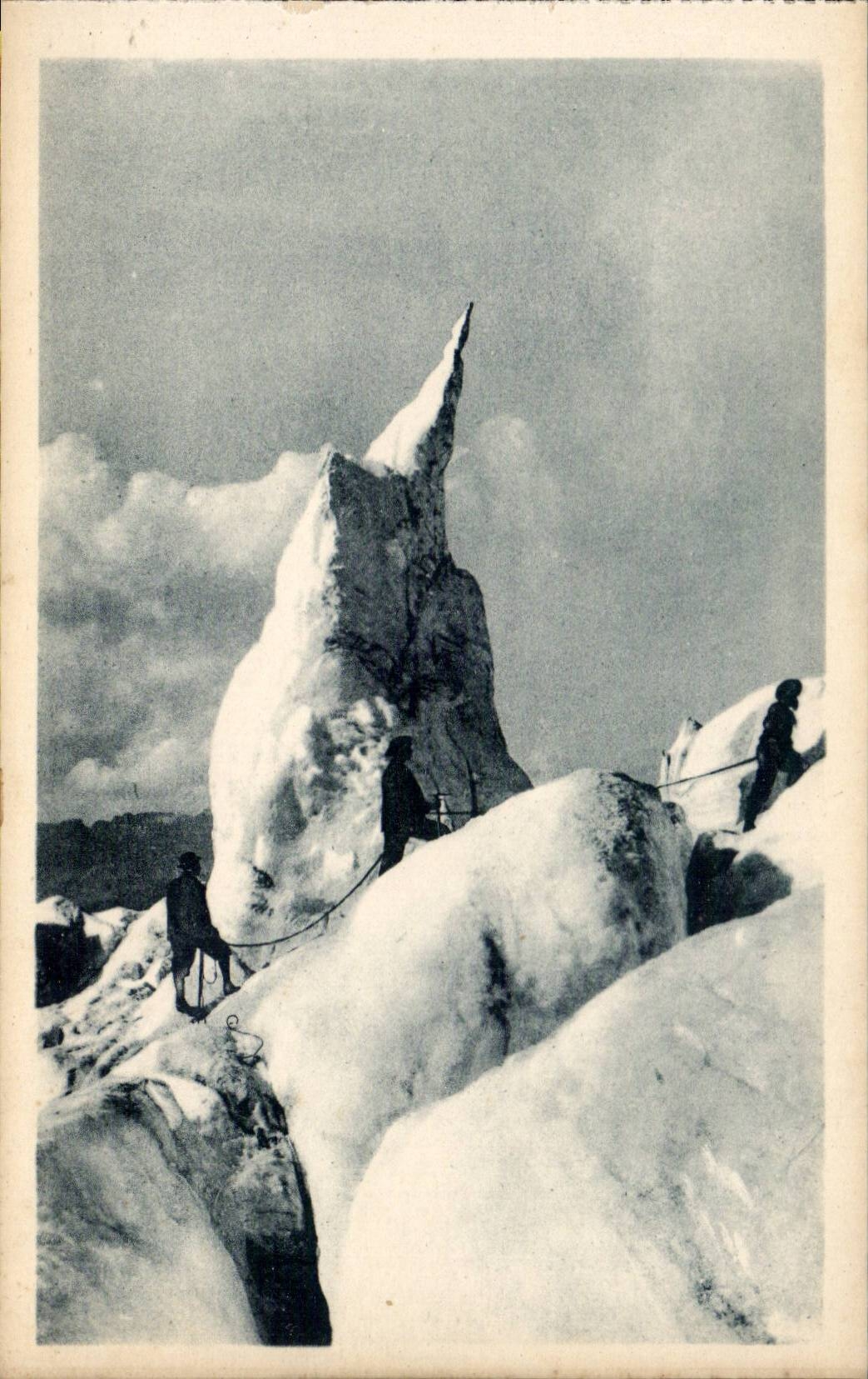 Chamonix CPA Ascension au Mont Blanc (alpinisme)