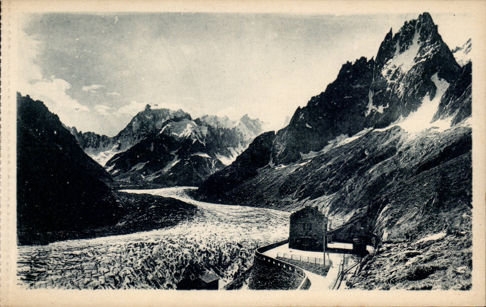 Chamonix CPA Mer de glace