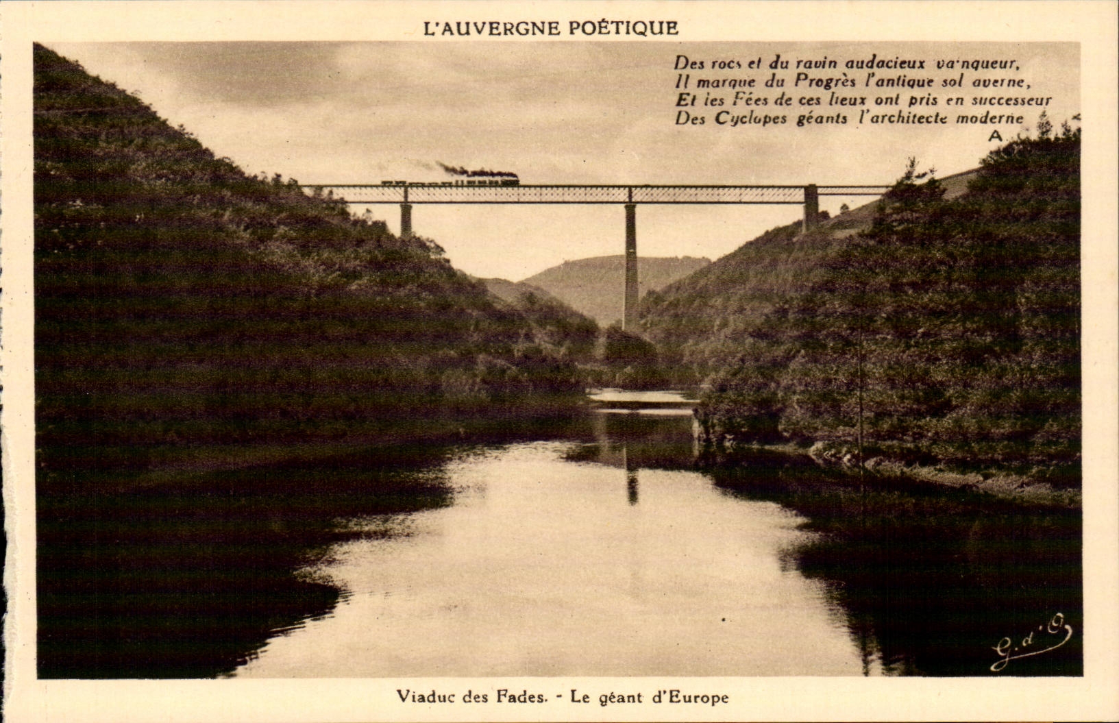 Picturesque Auvergne - the Train Viaduct of Insipid the giant of Europe - CPA