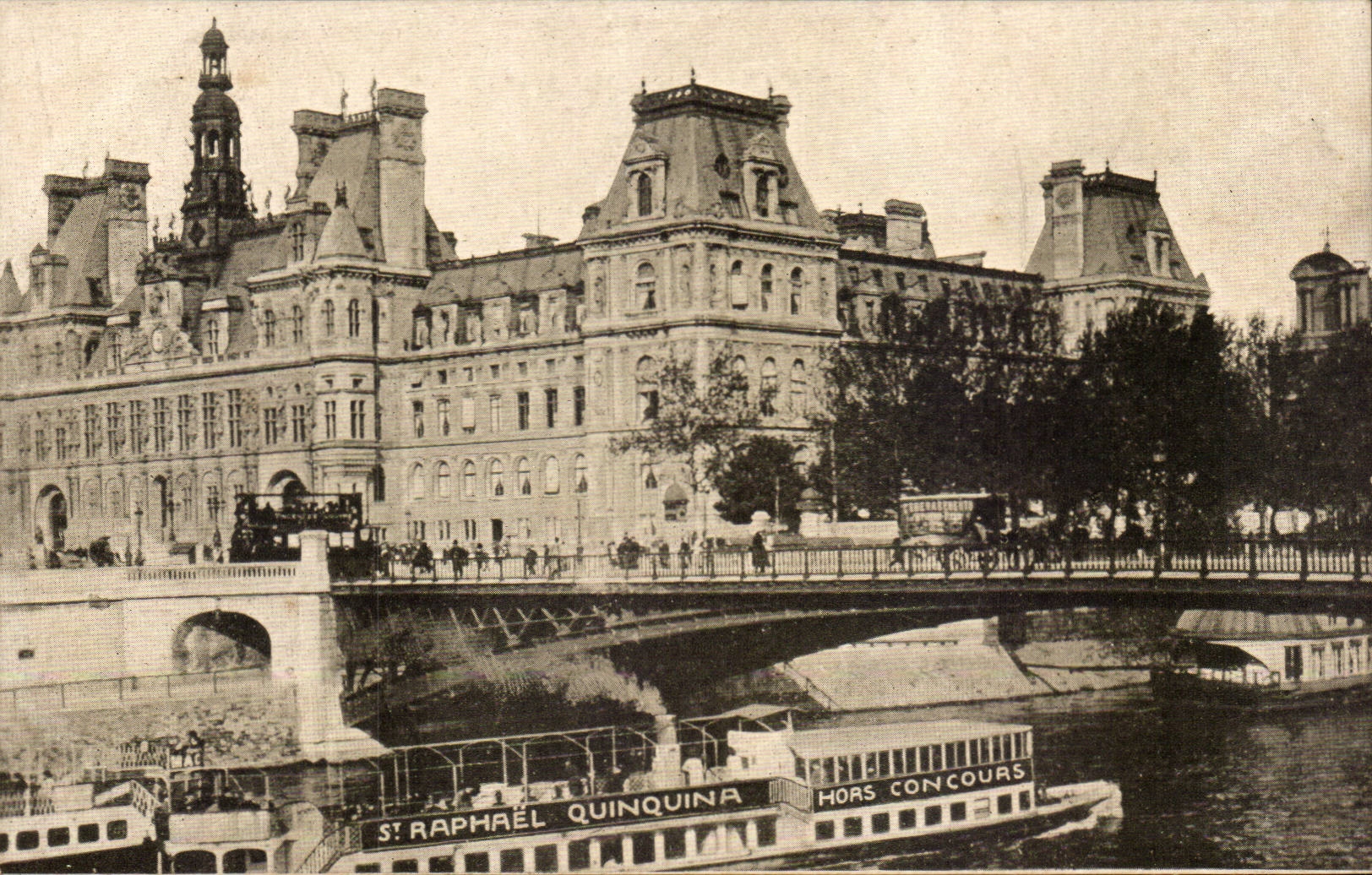 Paris - 4 - L'Hotel de Ville - St Raphael Quinquina - CPA