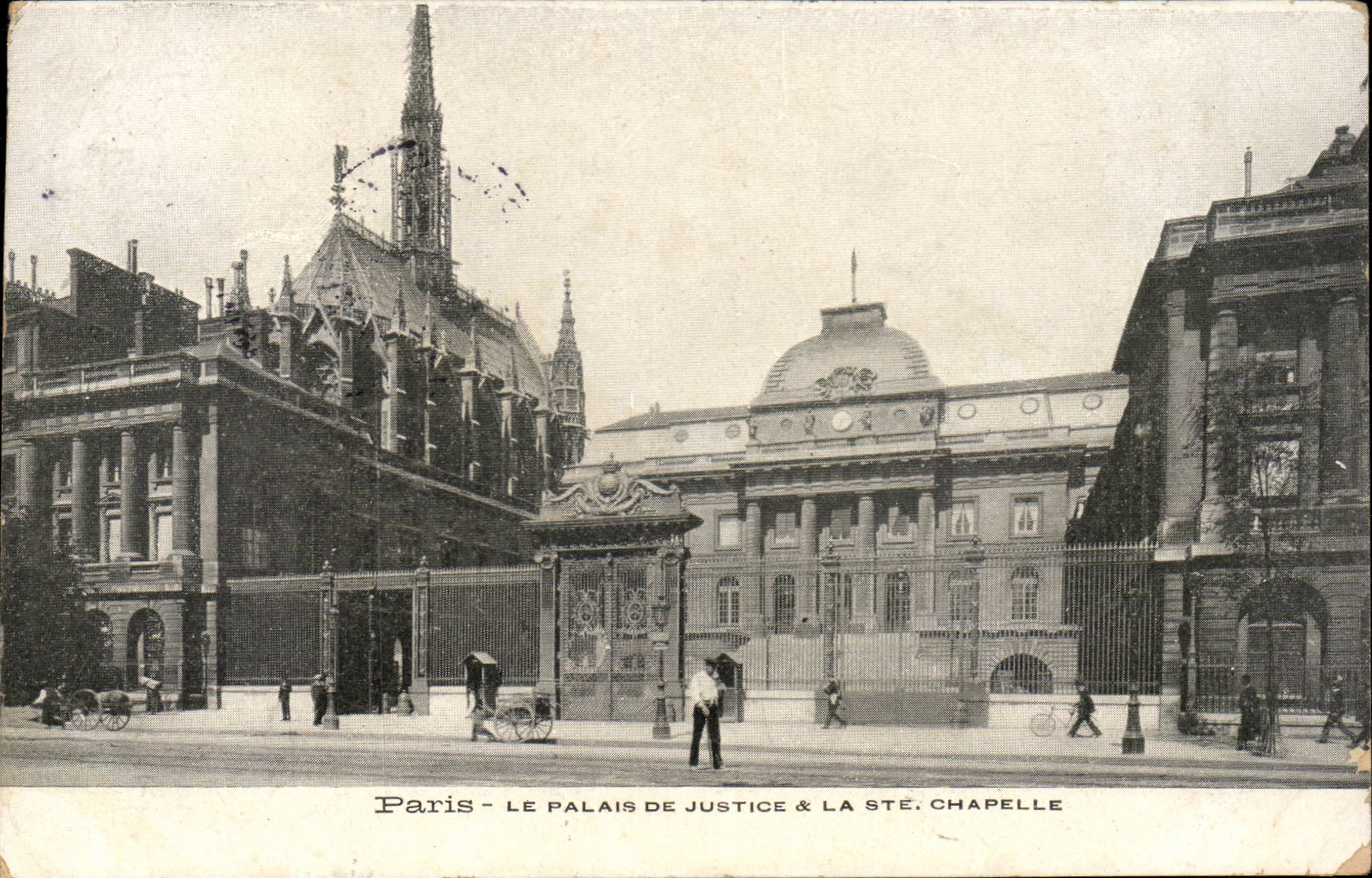 Paris - 1 - Le Palais de Justice et la Ste Chapelle CPA