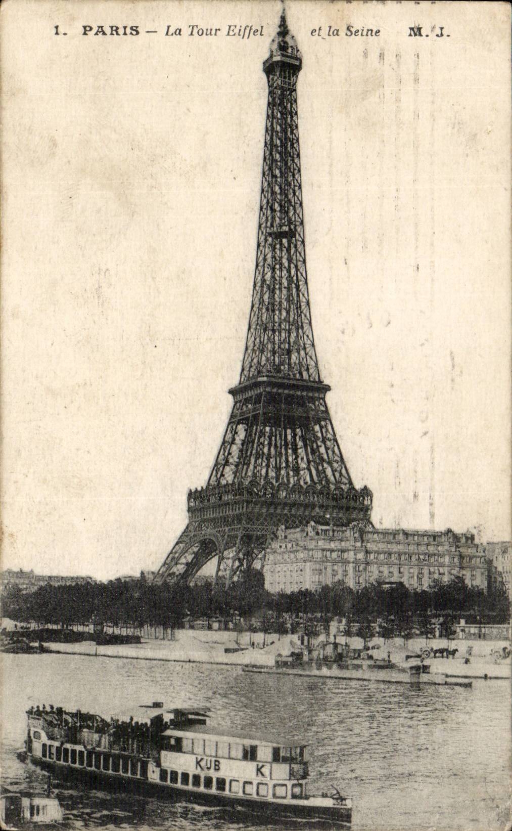 Paris - 7 - the Eiffel Tower and the Seine - The Eiffel Tower CPA