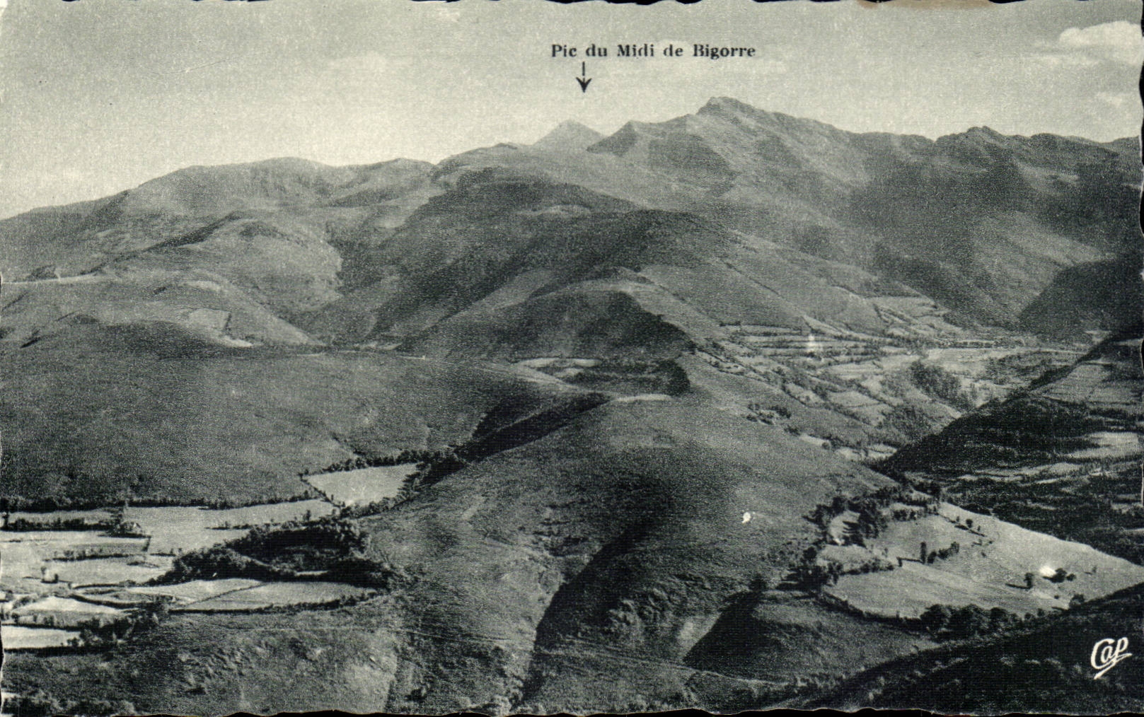 Lourdes - Peak of Jer - the Chain of the Pyrenees towards the Peak of the South - CPA