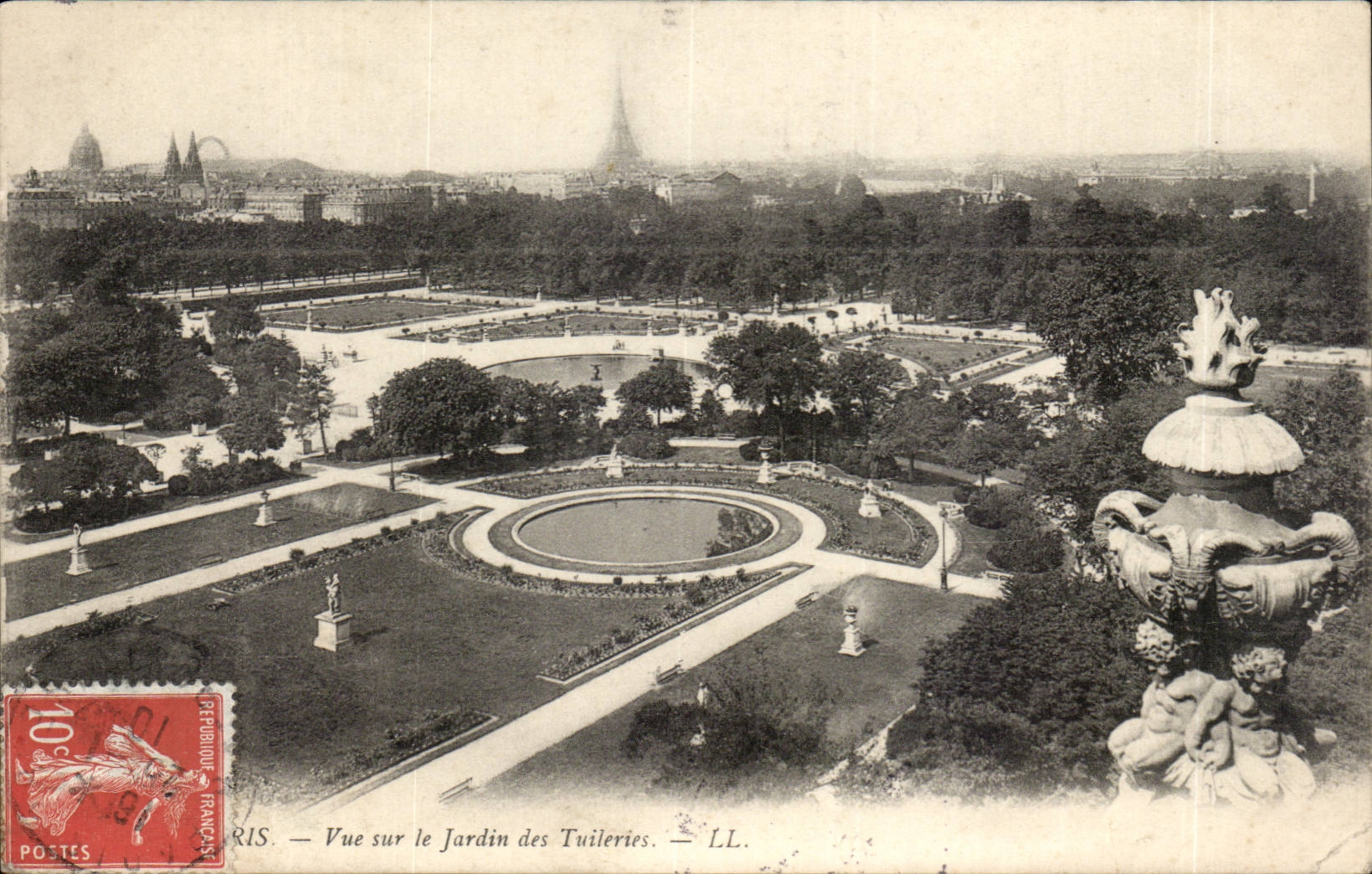 Paris - 1 - Vue sur le Jardins des Tuileries CPA