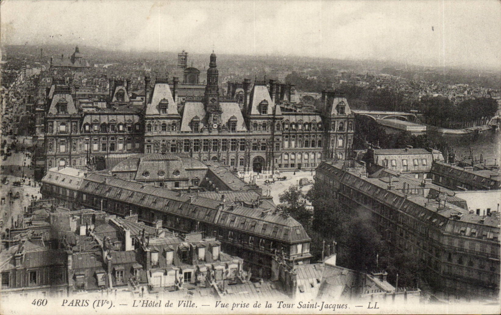 Paris - 4 - L'Hotel de Ville - Vue prise de la Tour Saint Jacques - CPA
