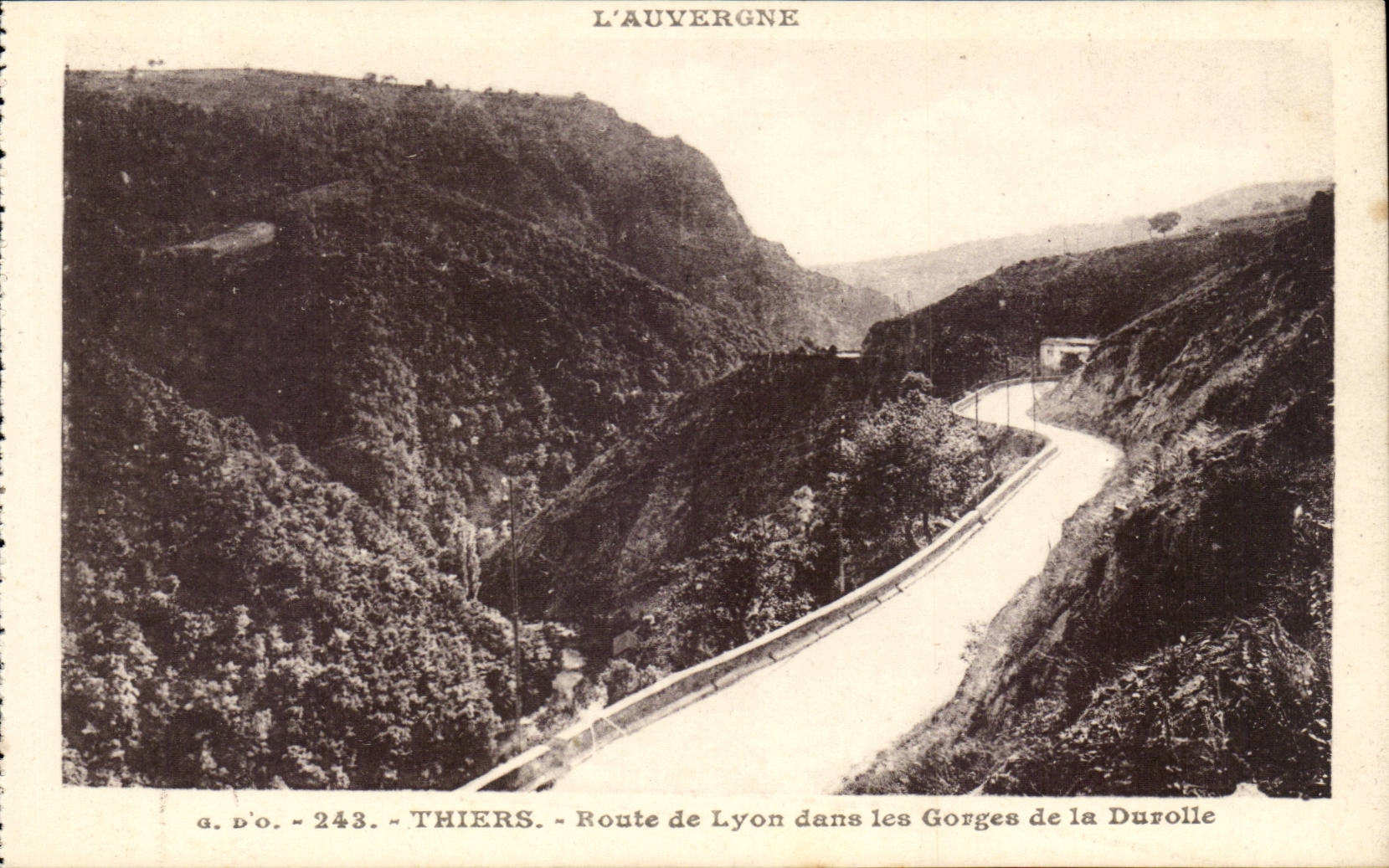 Thiers - Road of Lyon in the Falls of Durolle - CPA