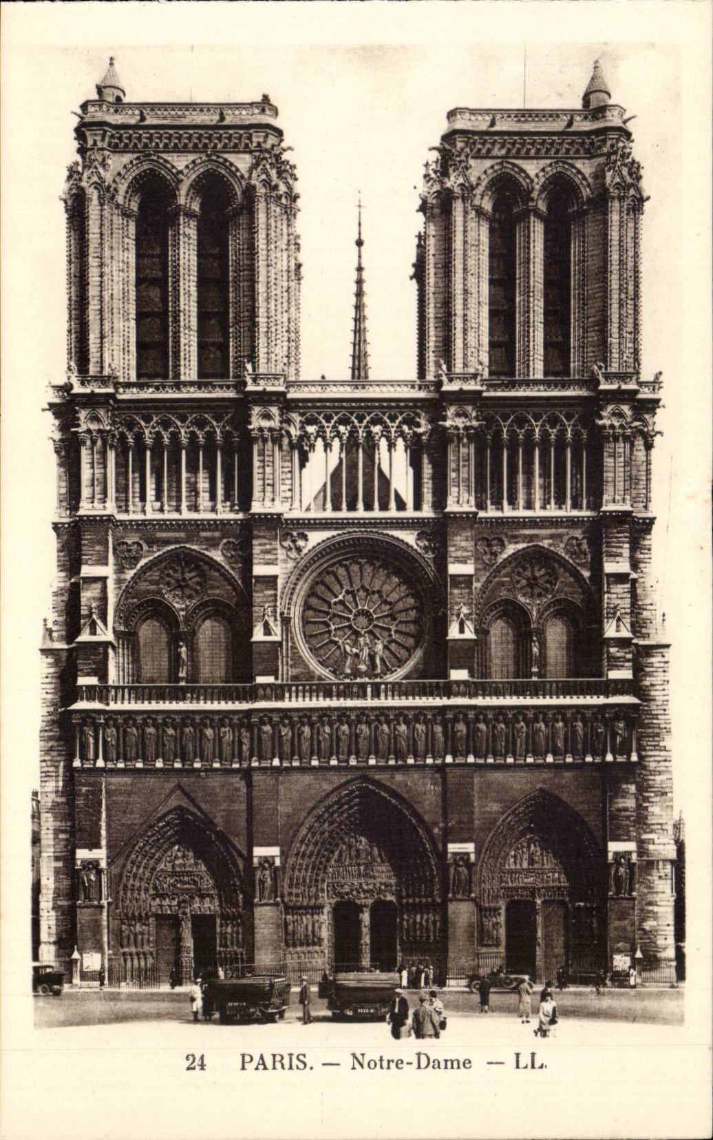 Paris - 4 - Notre Dame CPA 