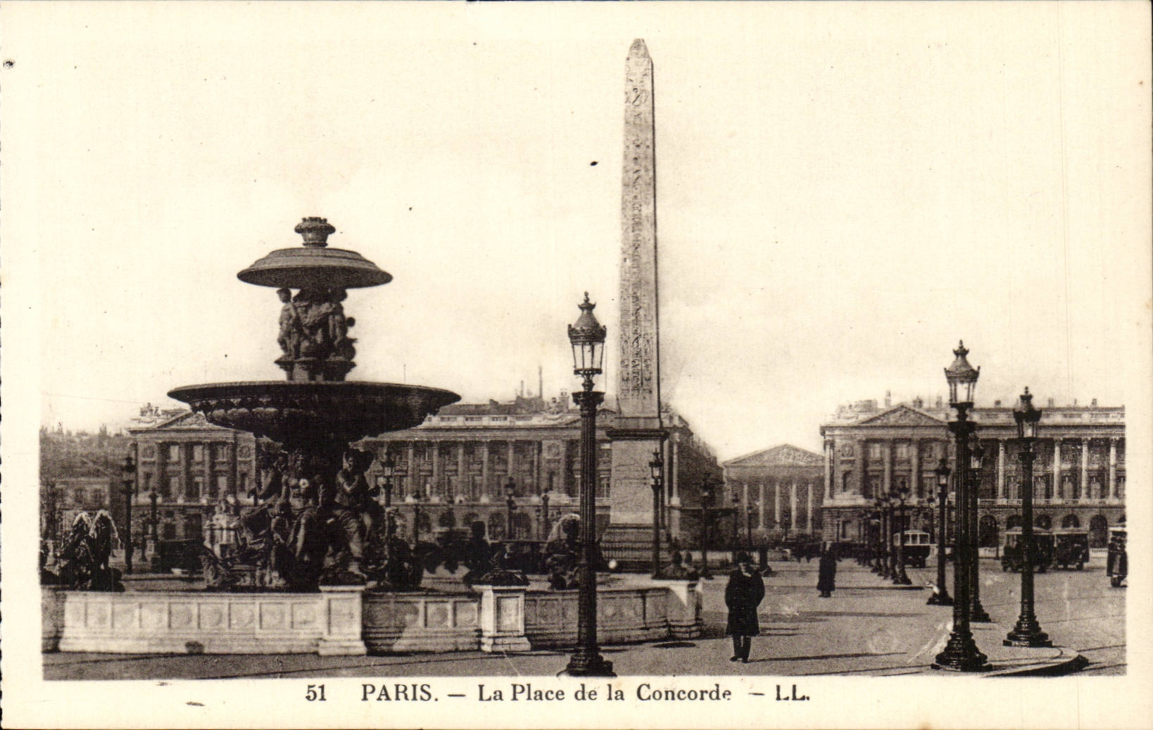 Paris - 8 - the Place of Harmony CPA