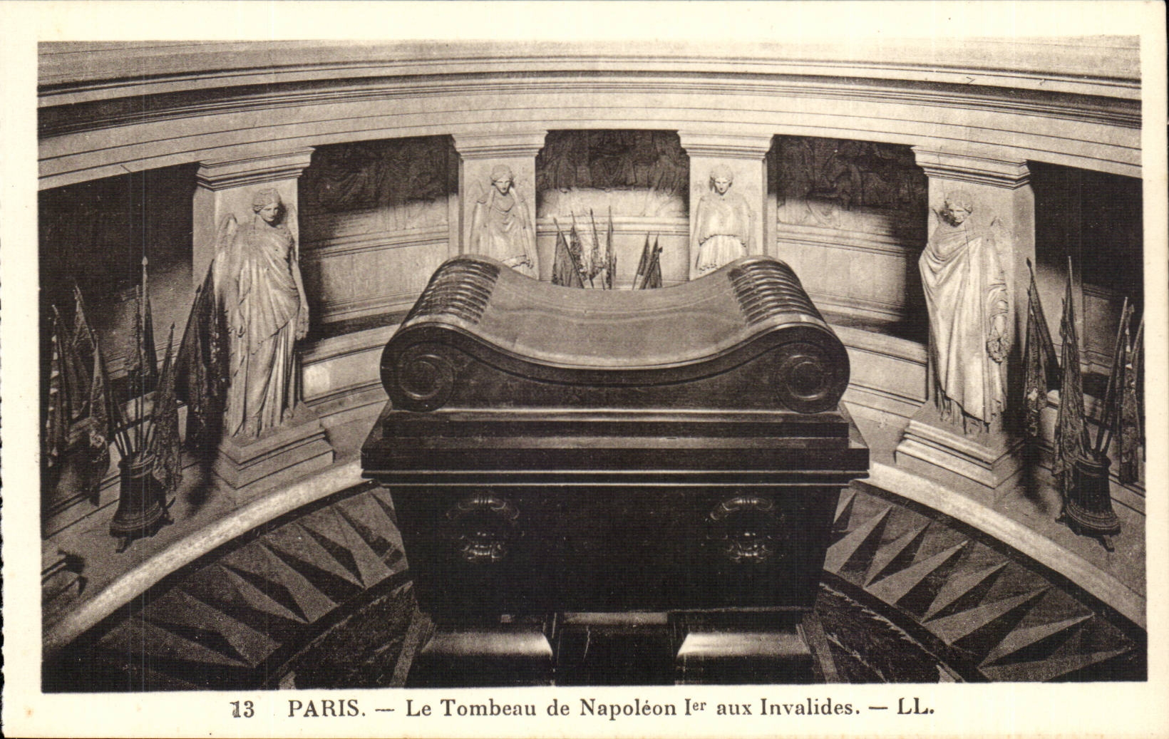 Paris - 7 - the Tomb of Napoleon I with Invalides - CPA