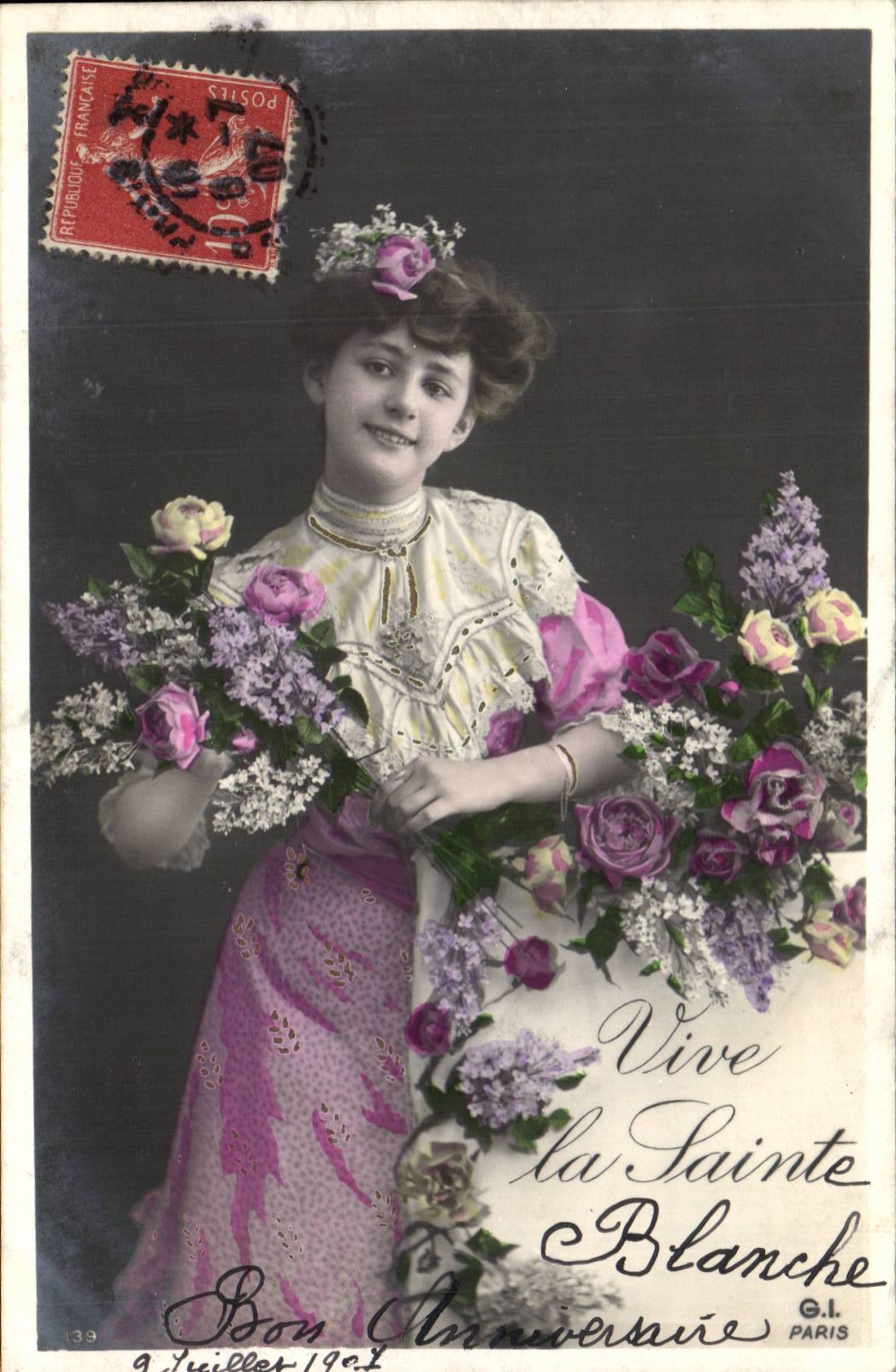 Fantasy - Children - Young girl with sparkling spalling hammer Lives the holy white one - CPA