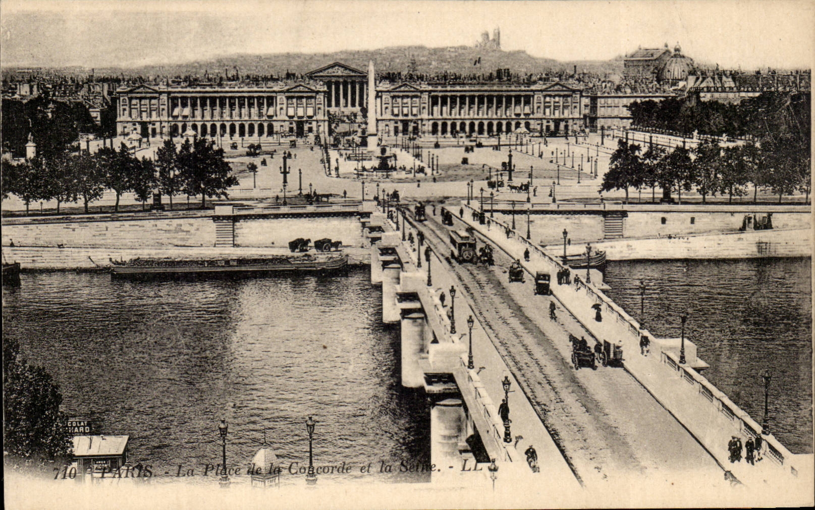 Paris - 8 - the Place of the Harmony and the Seine - CPA