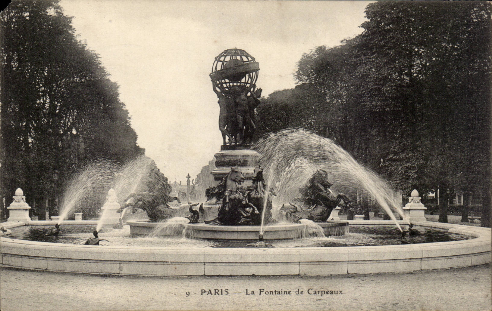 Paris - 6 - the Fountain of Carpeaux CPA
