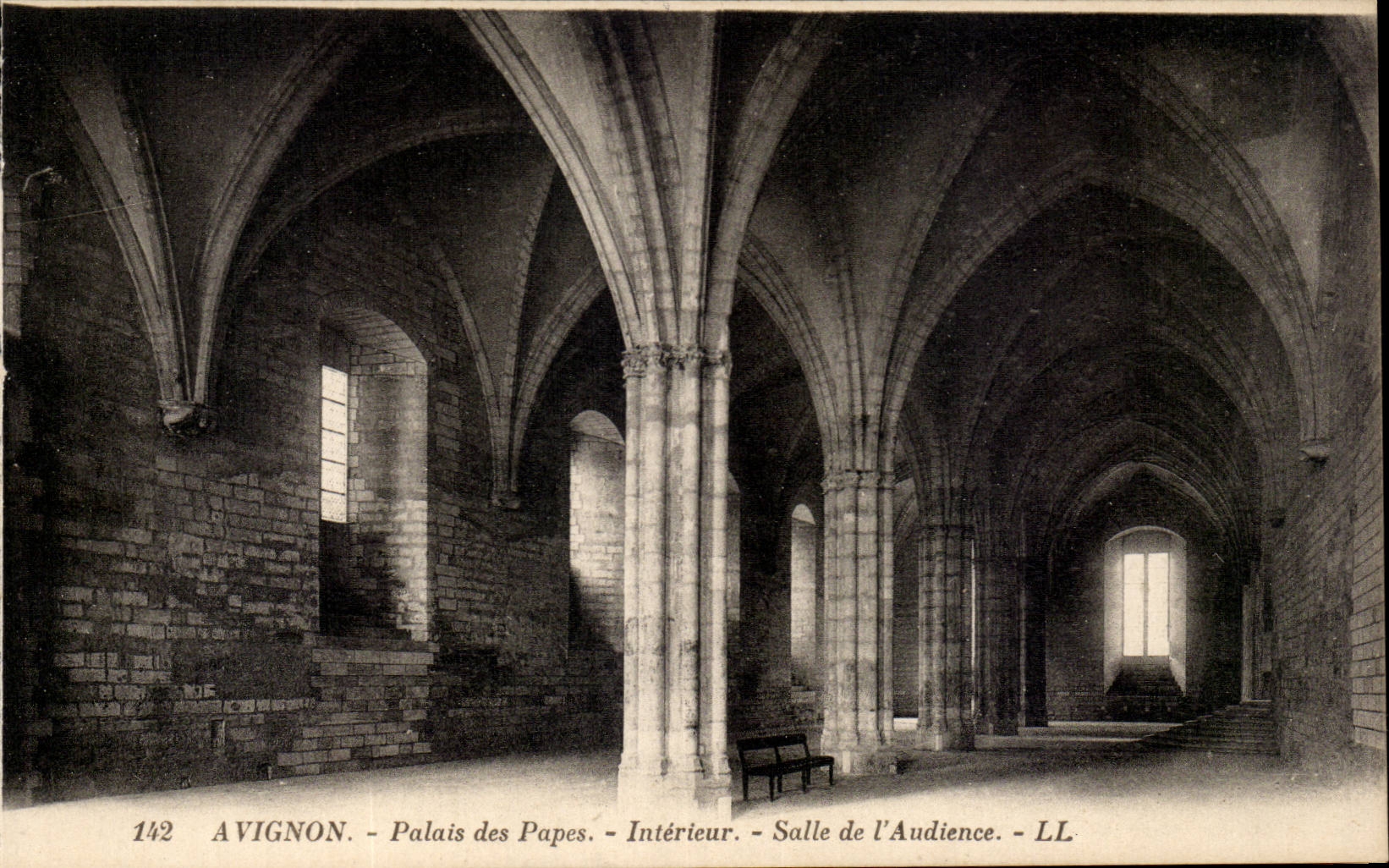 Avignon - Gaumen der Papste - Innenraum - Gerichtssaal - CPA