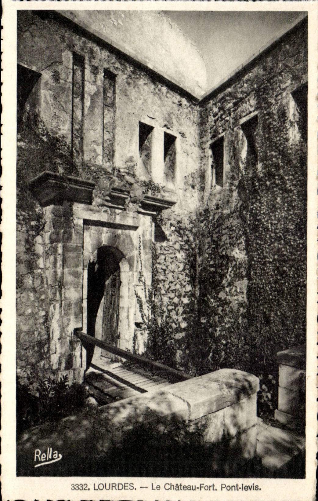 Lourdes - the Castle Fort - Levis Bridge - CPA