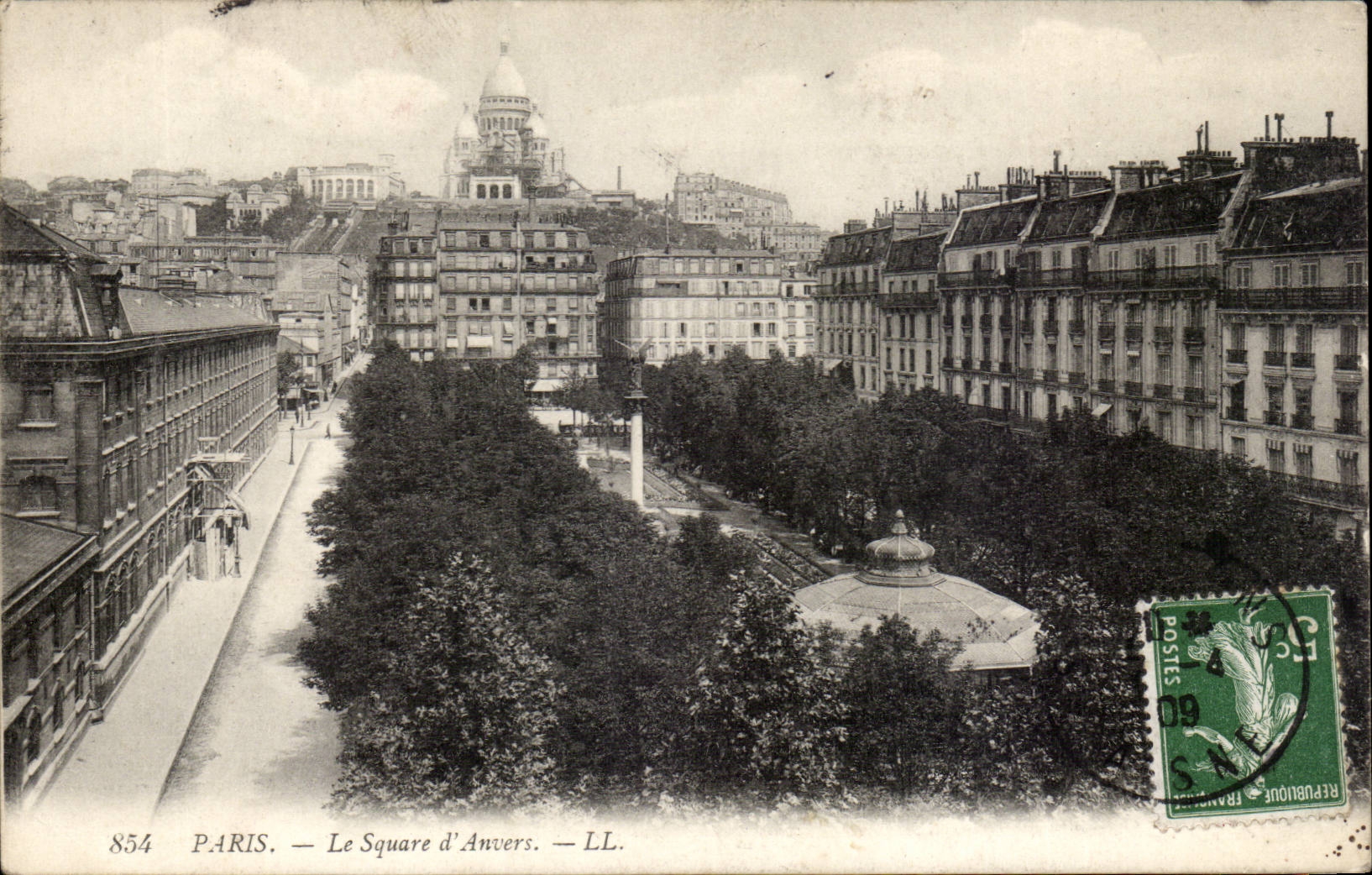 Paris - 18 - Le Square d'Anvers - Basilique du Sacre Coeur de Montmartre - CPA