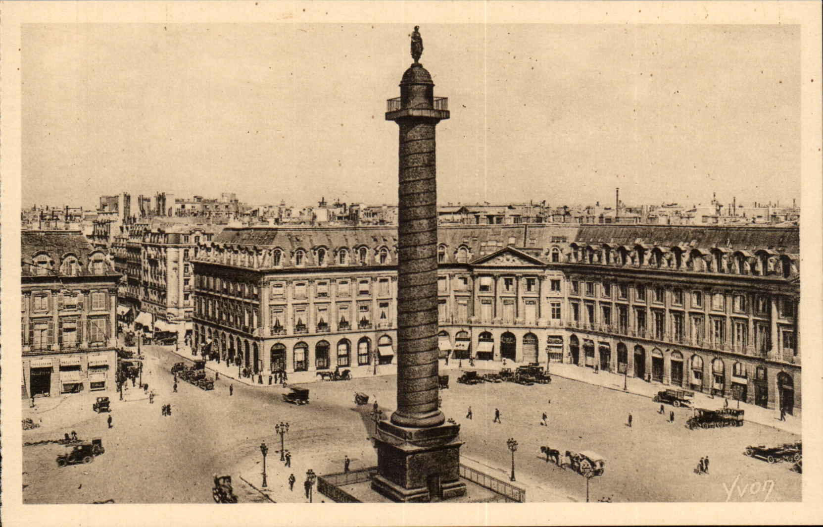 Paris CPA Places and Vendome column