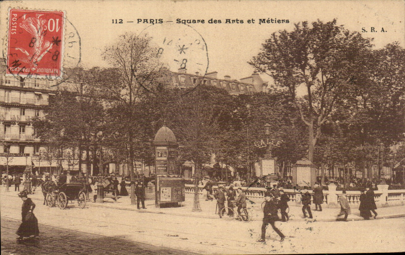 Paris CPA Public garden of Arts and Trades