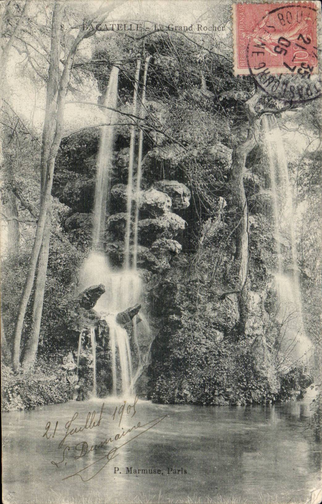 Paris Bagatelle CPA le grand rocher