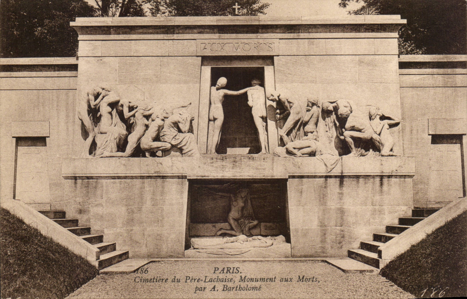 Paris CPA Cemetery of the Father Lachaise War memorial by Bartholome