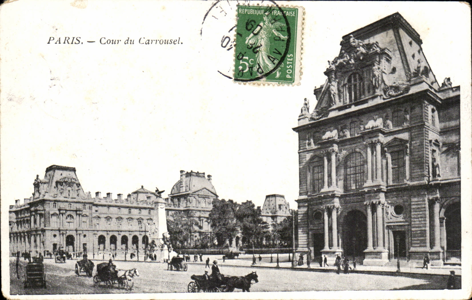 Paris CPA Cour du Carrousel
