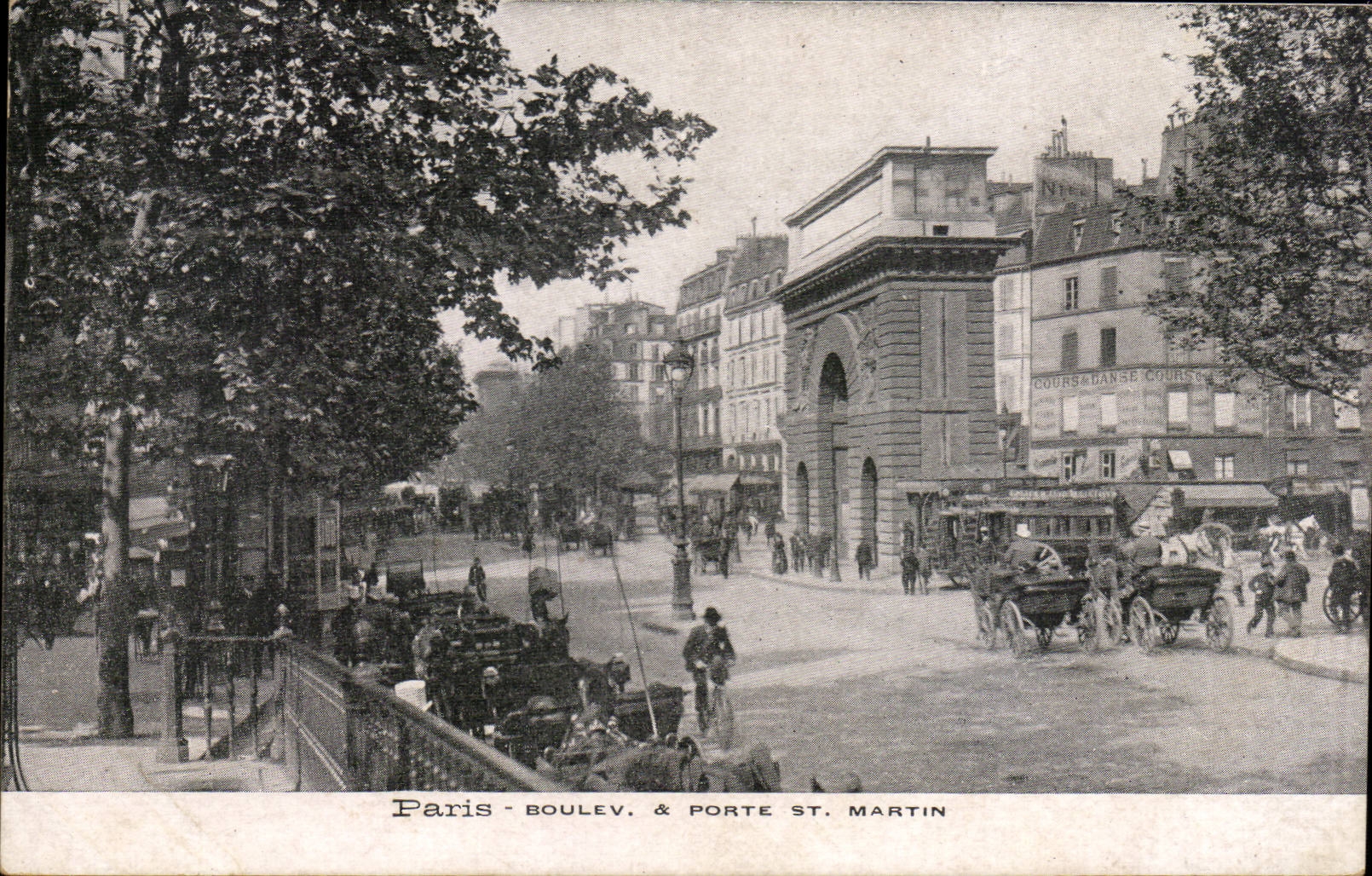 Paris CPA Boulevard and carries Saint Martin