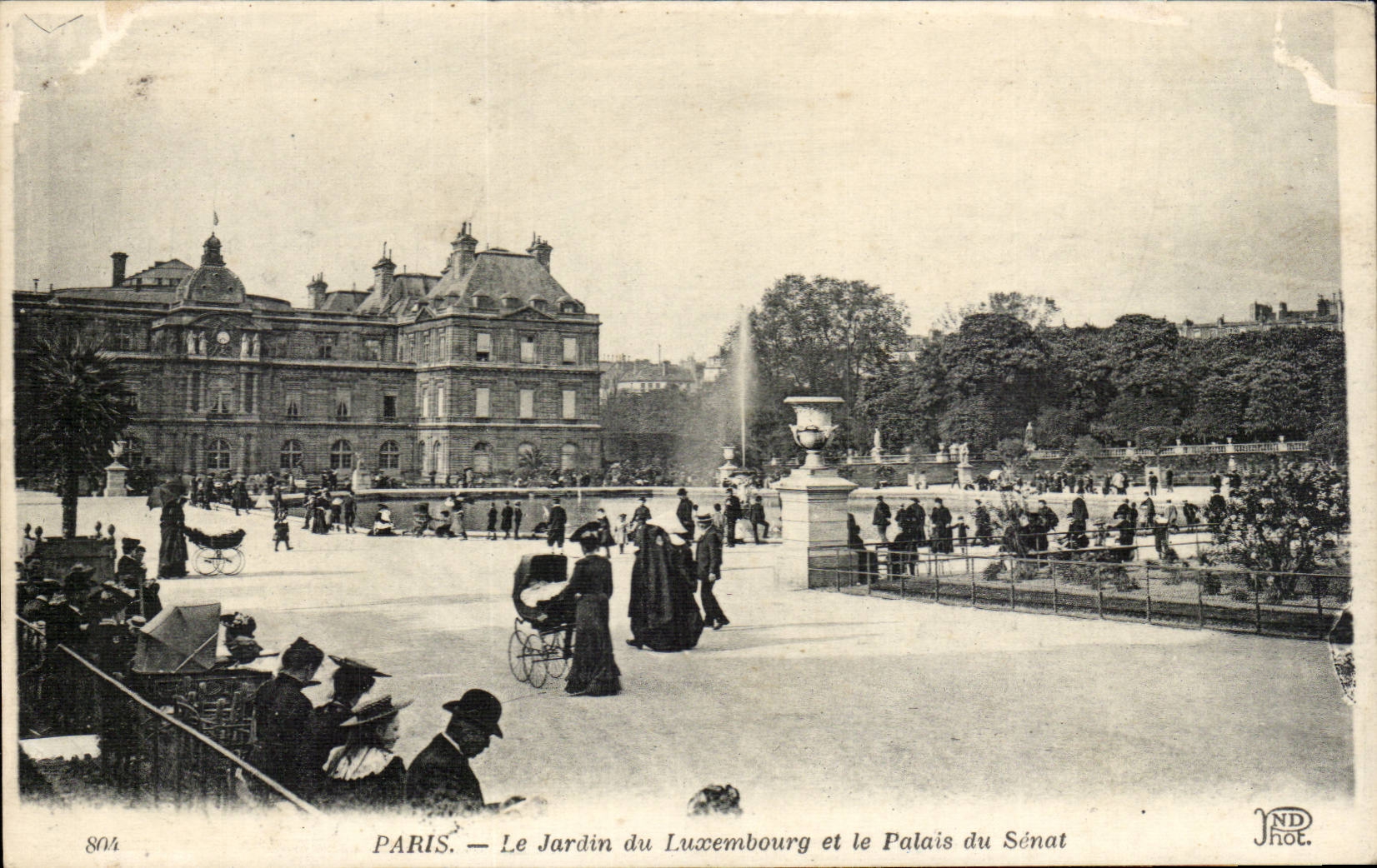 Paris CPA Garden of Luxembourg and the palate of the Senate